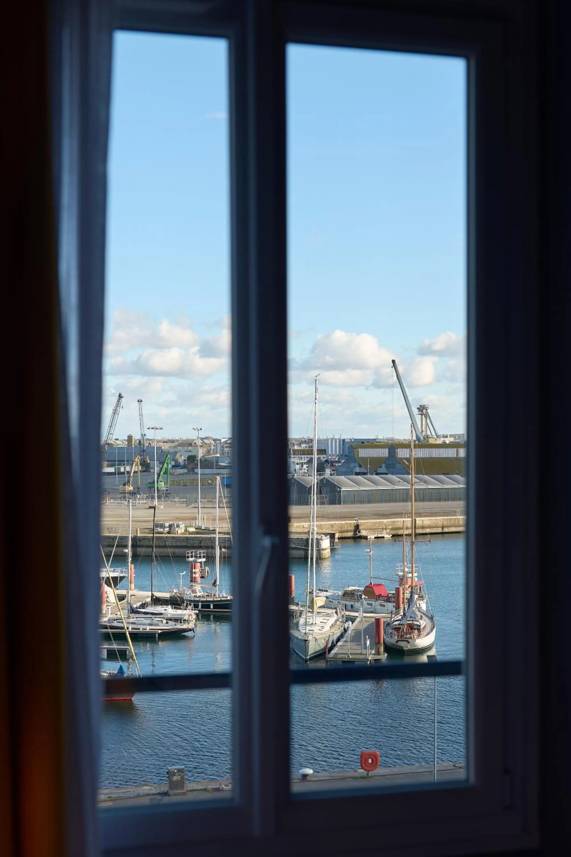 Sea view in ibis Styles Saint Malo Centre Historique