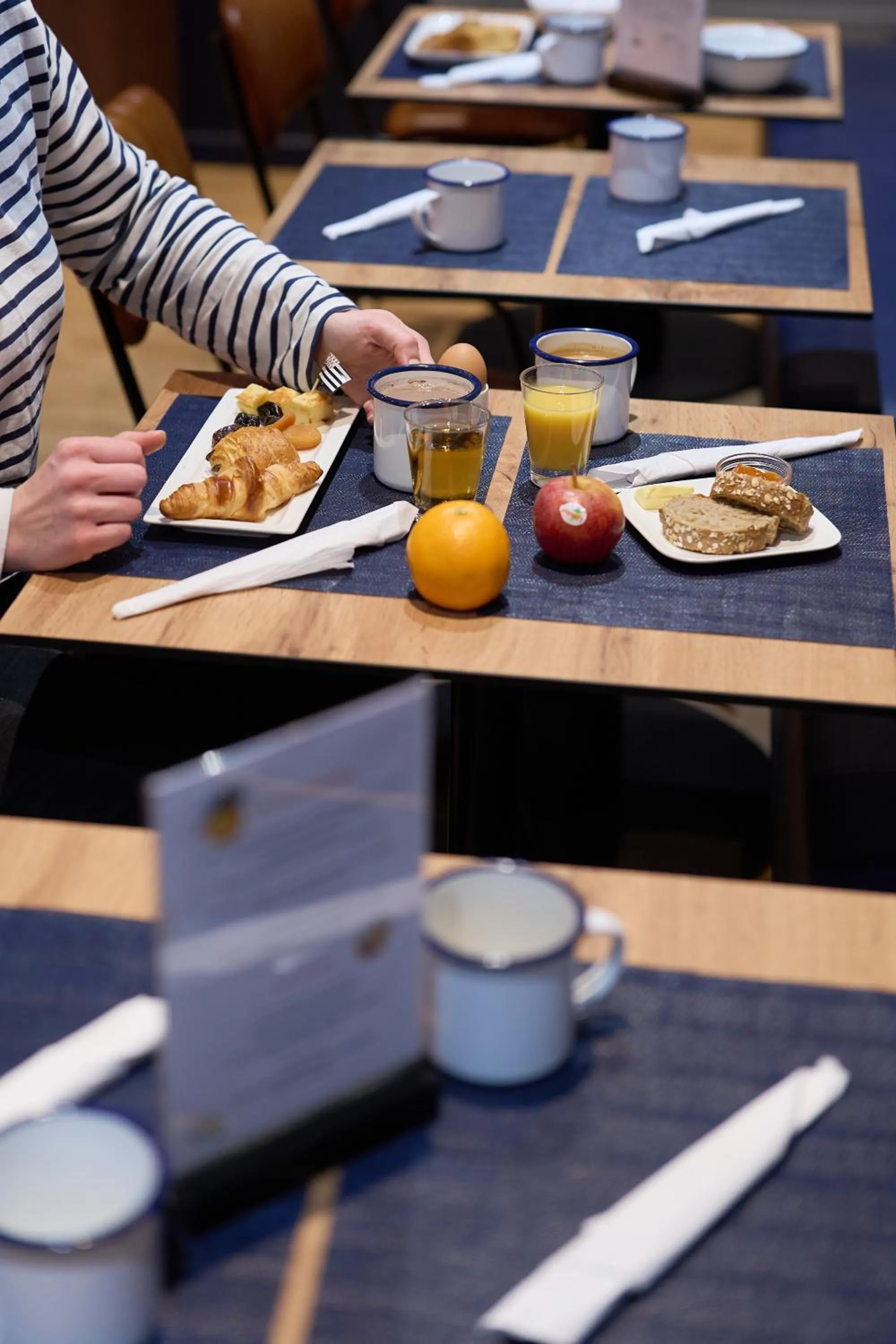 Food and drinks in ibis Styles Saint Malo Centre Historique