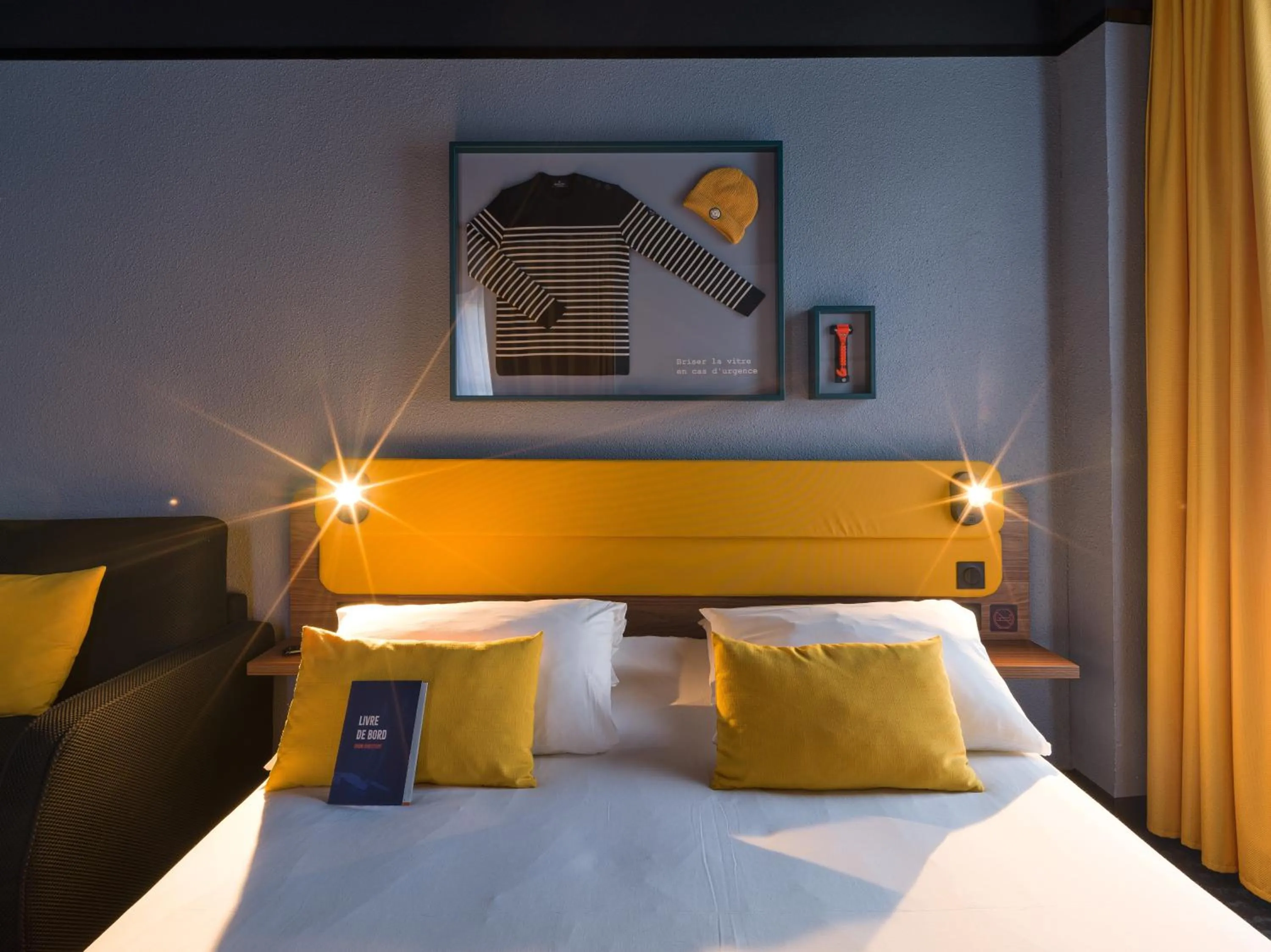 Bed in ibis Styles Saint Malo Centre Historique
