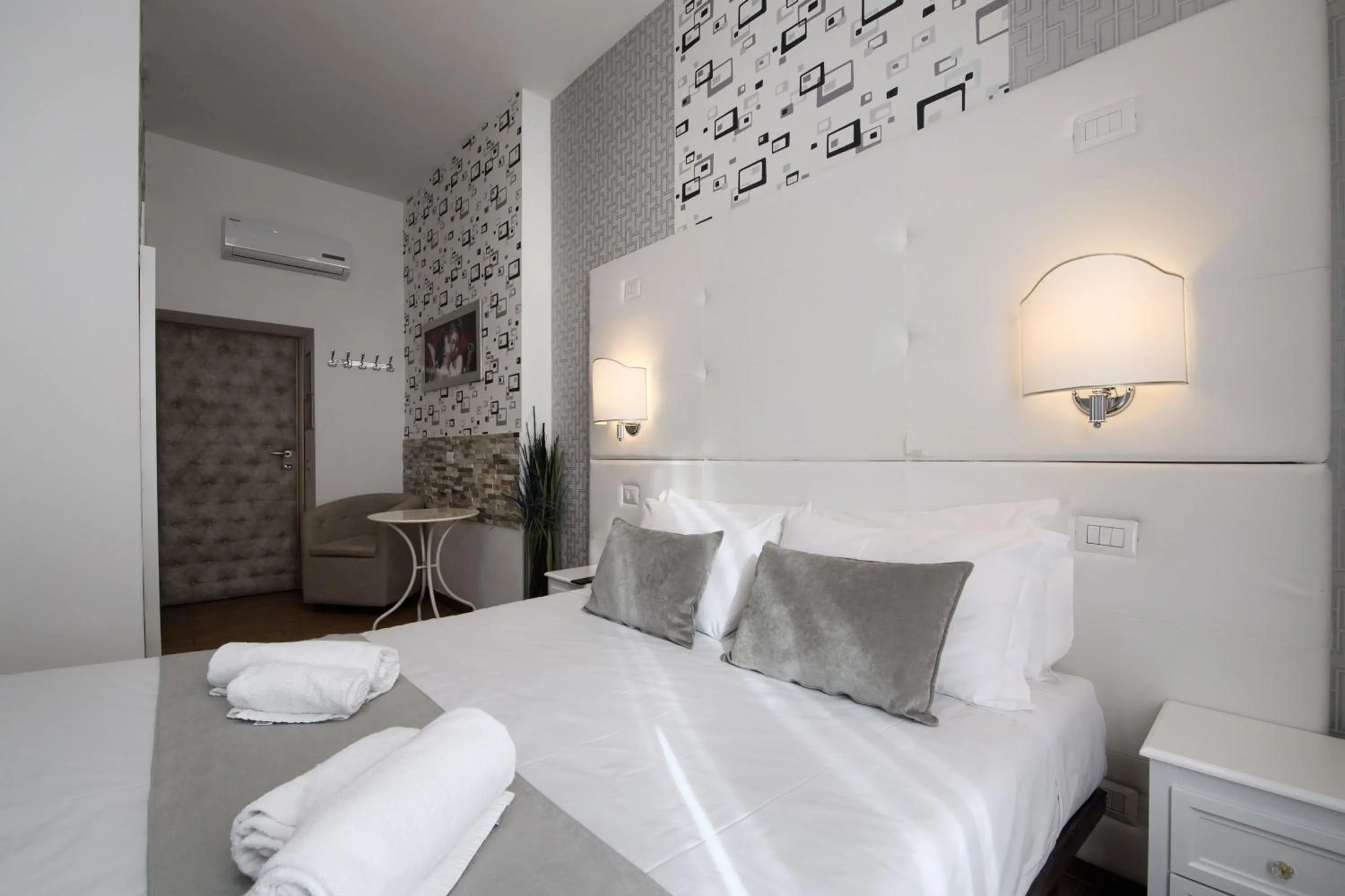 Coffee/tea facilities, Bed in Domus Pietro Inn