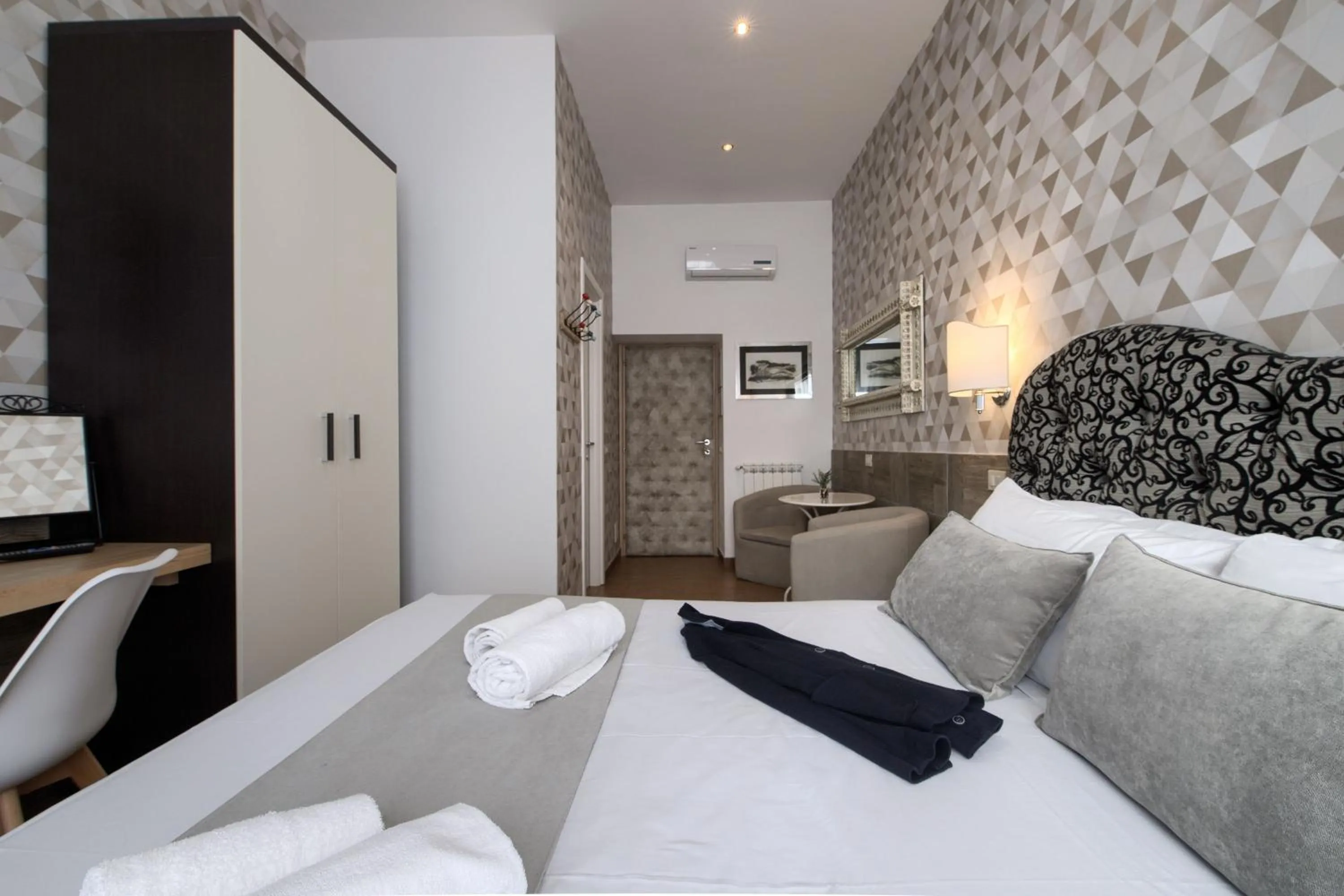 Coffee/tea facilities, Bed in Domus Pietro Inn