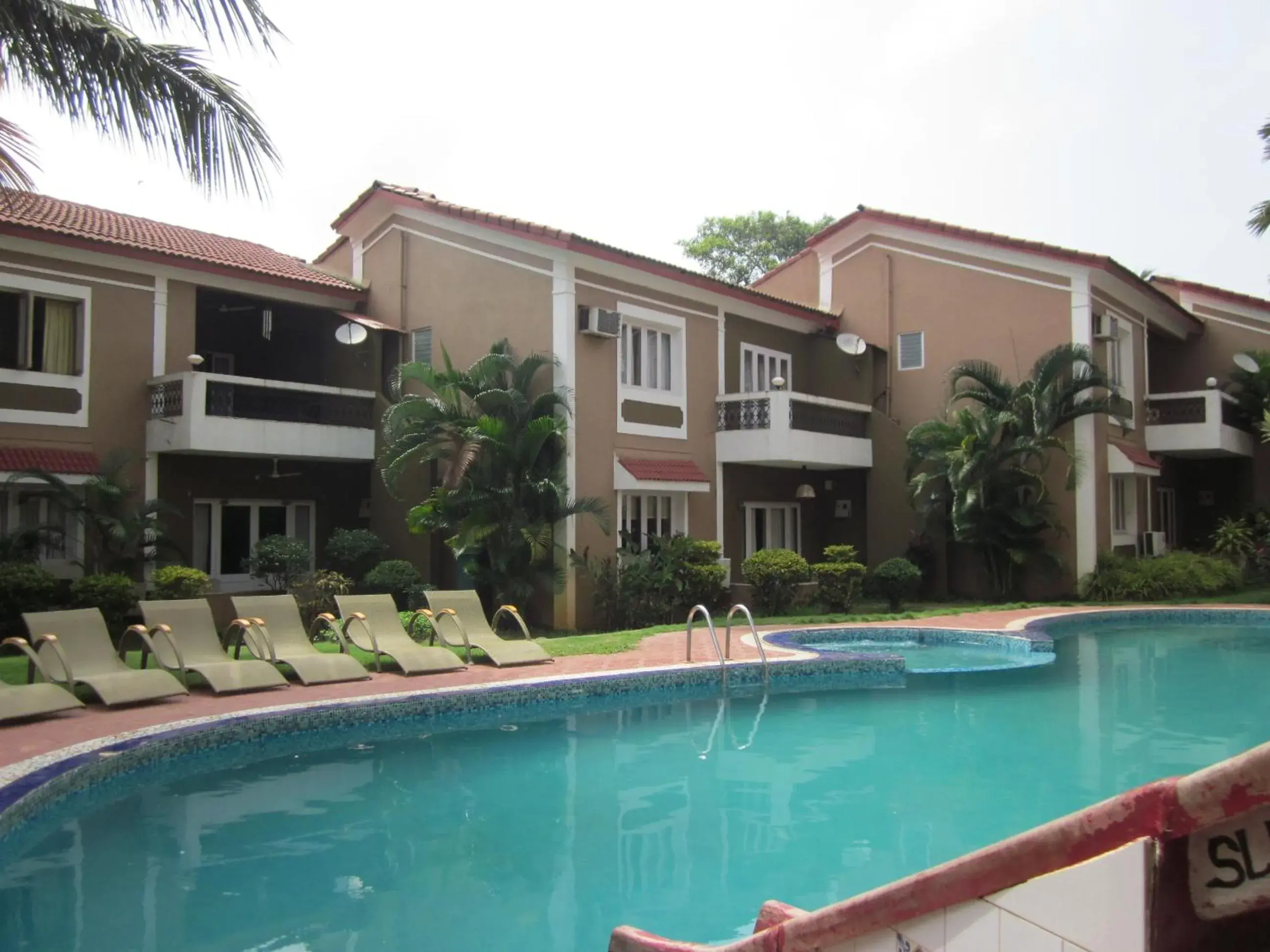 AF-6 Candolim with shared pool AF-6 Candolim with shared pool
