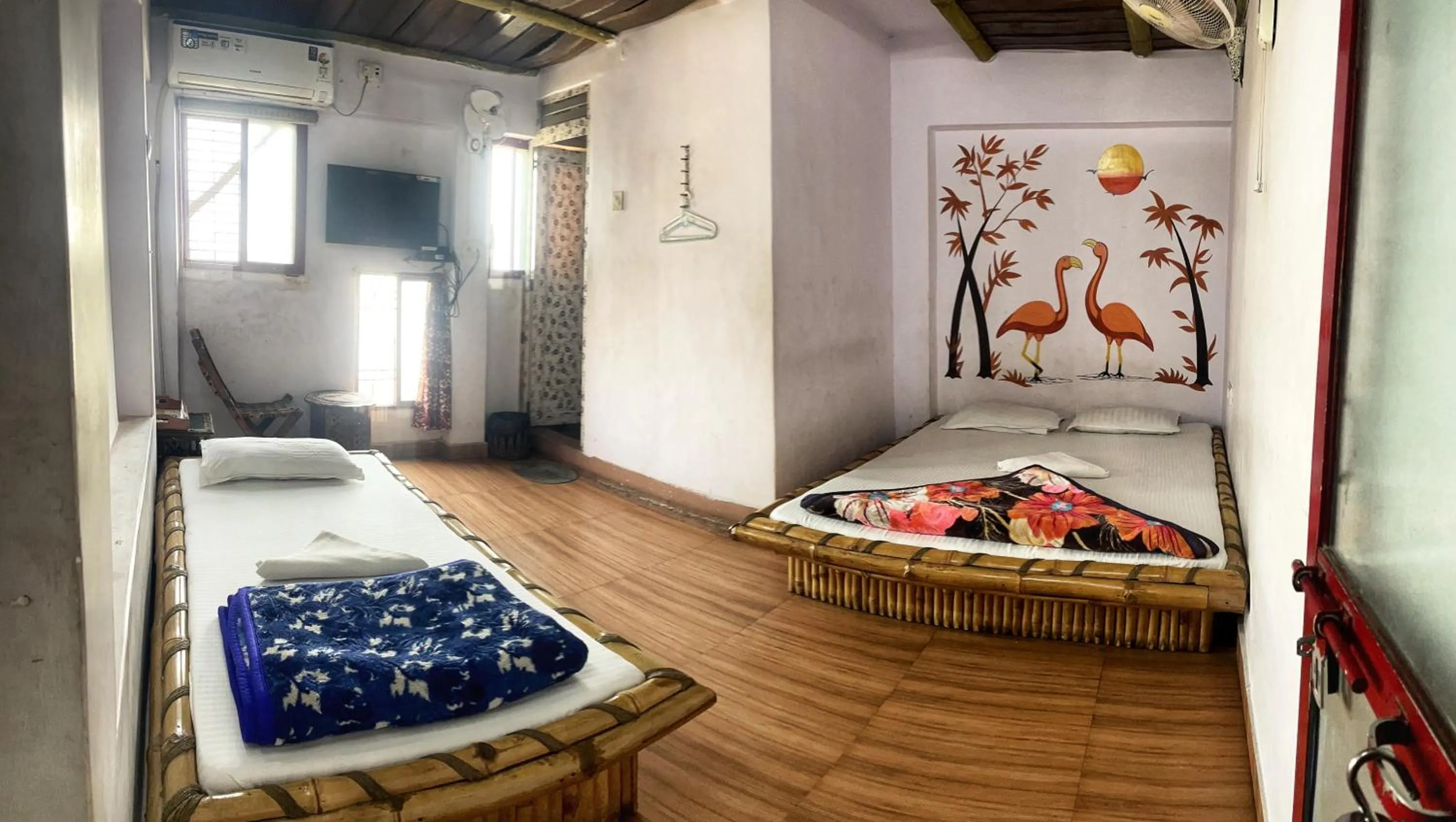 River view, Bed in Shri Guest House