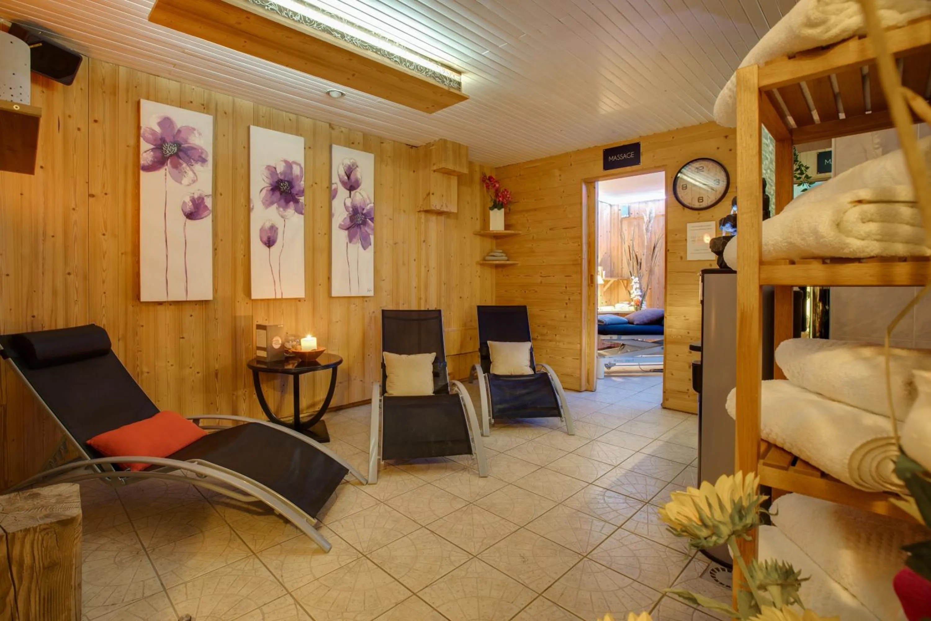 Massage in Le Castillan