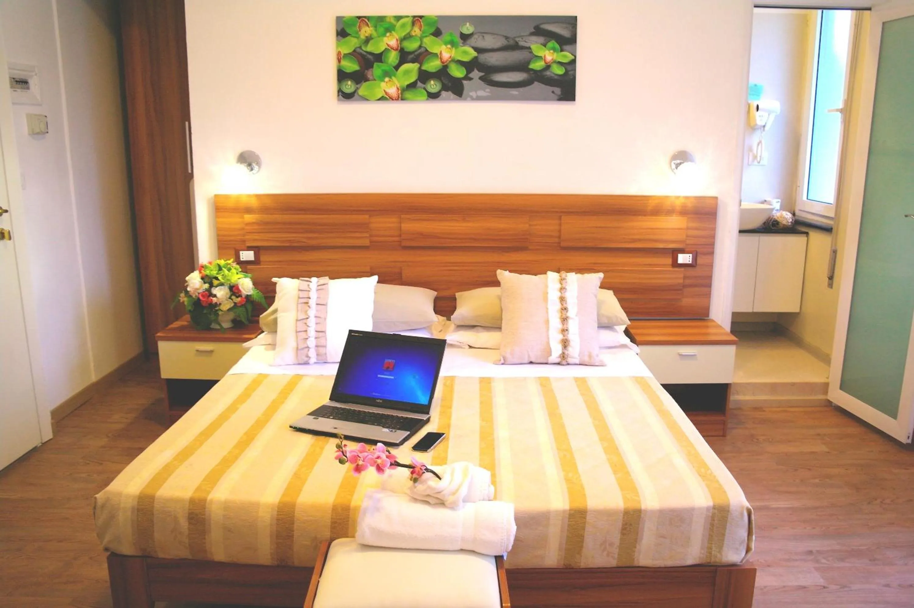 Balcony/Terrace, Bed in Hotel Spiaggia Marconi