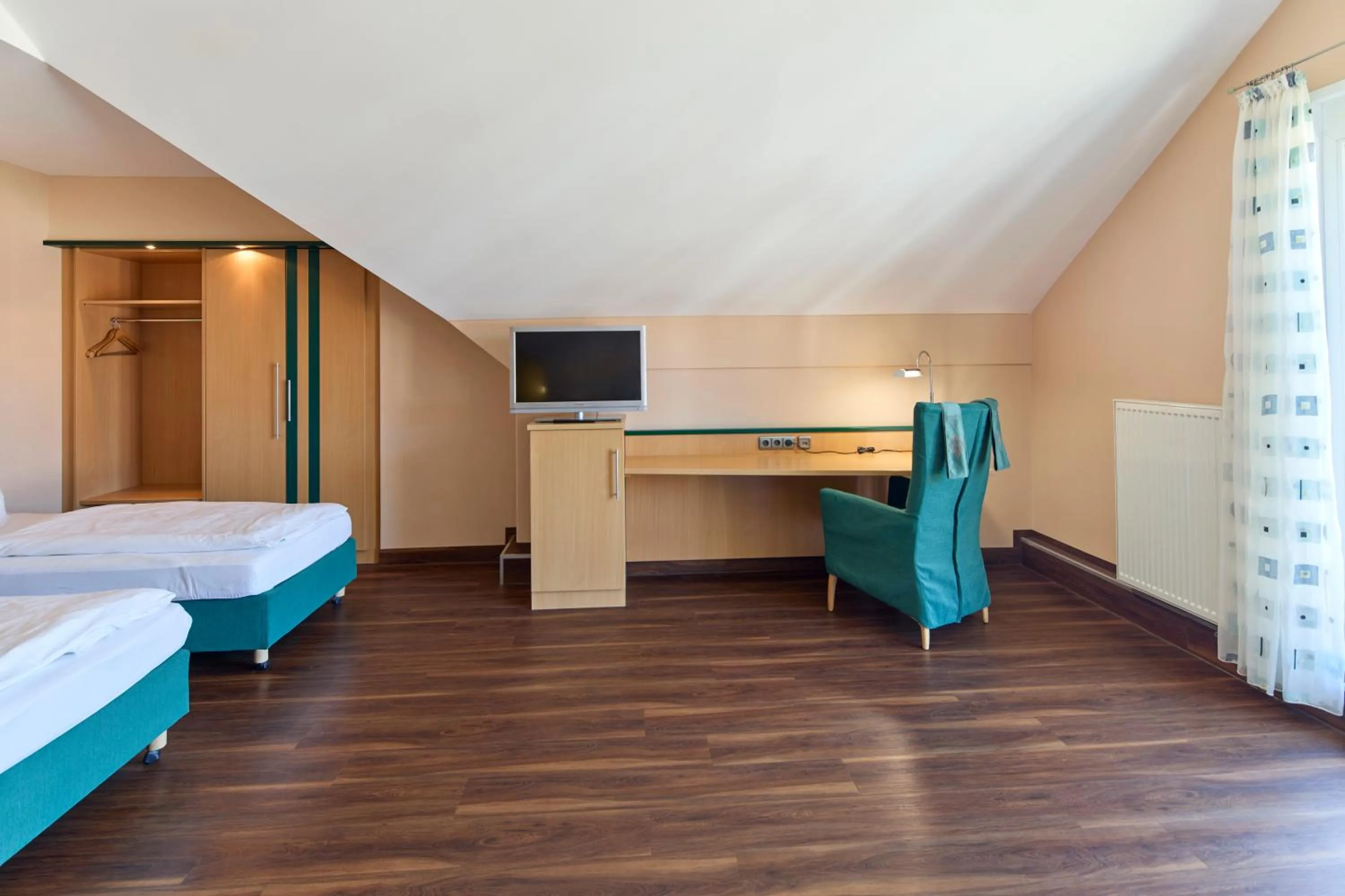 TV and multimedia, Bed in Apartments Aschheim