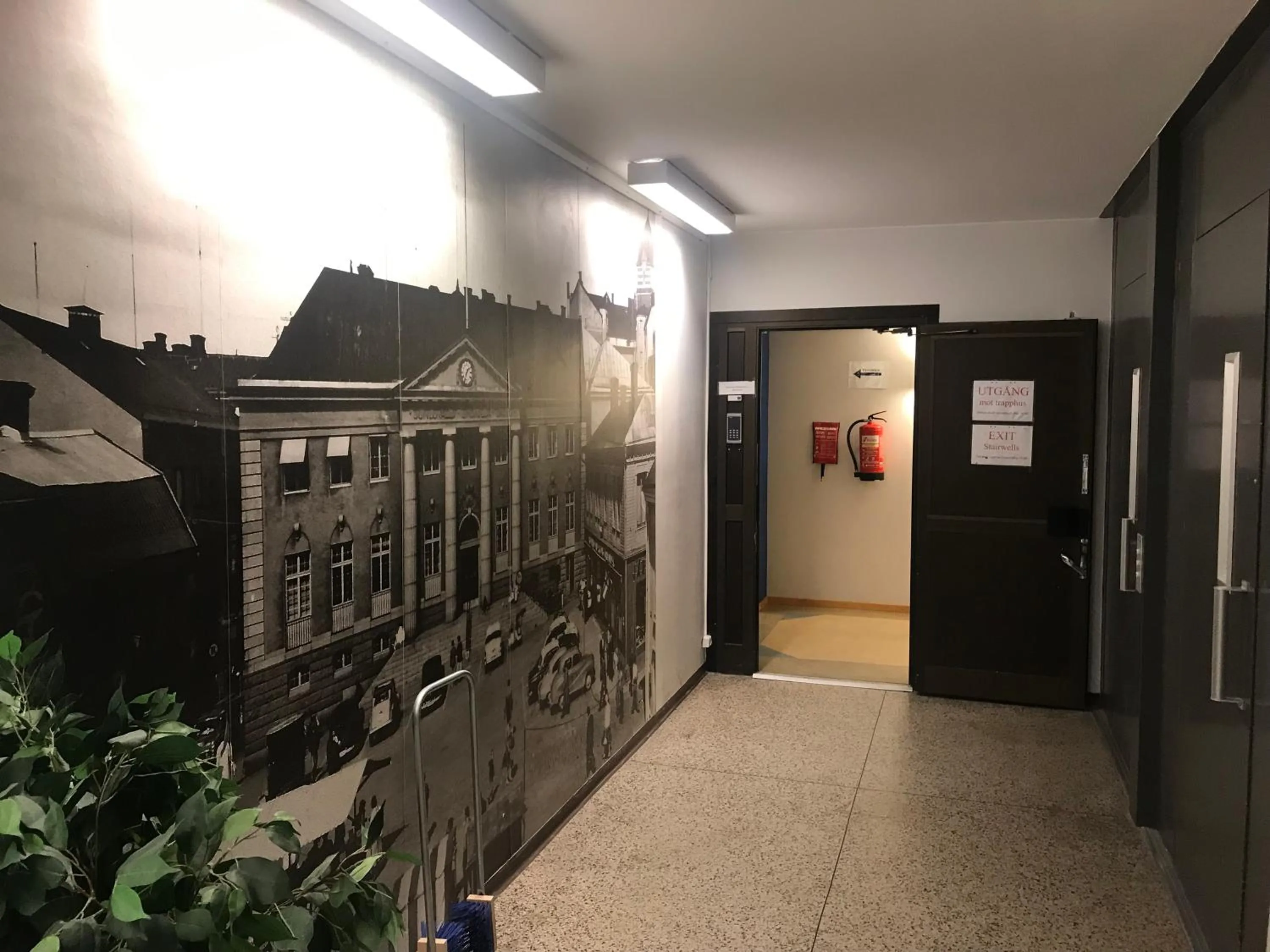 Facade/entrance in Nattvikens Vandrarhem