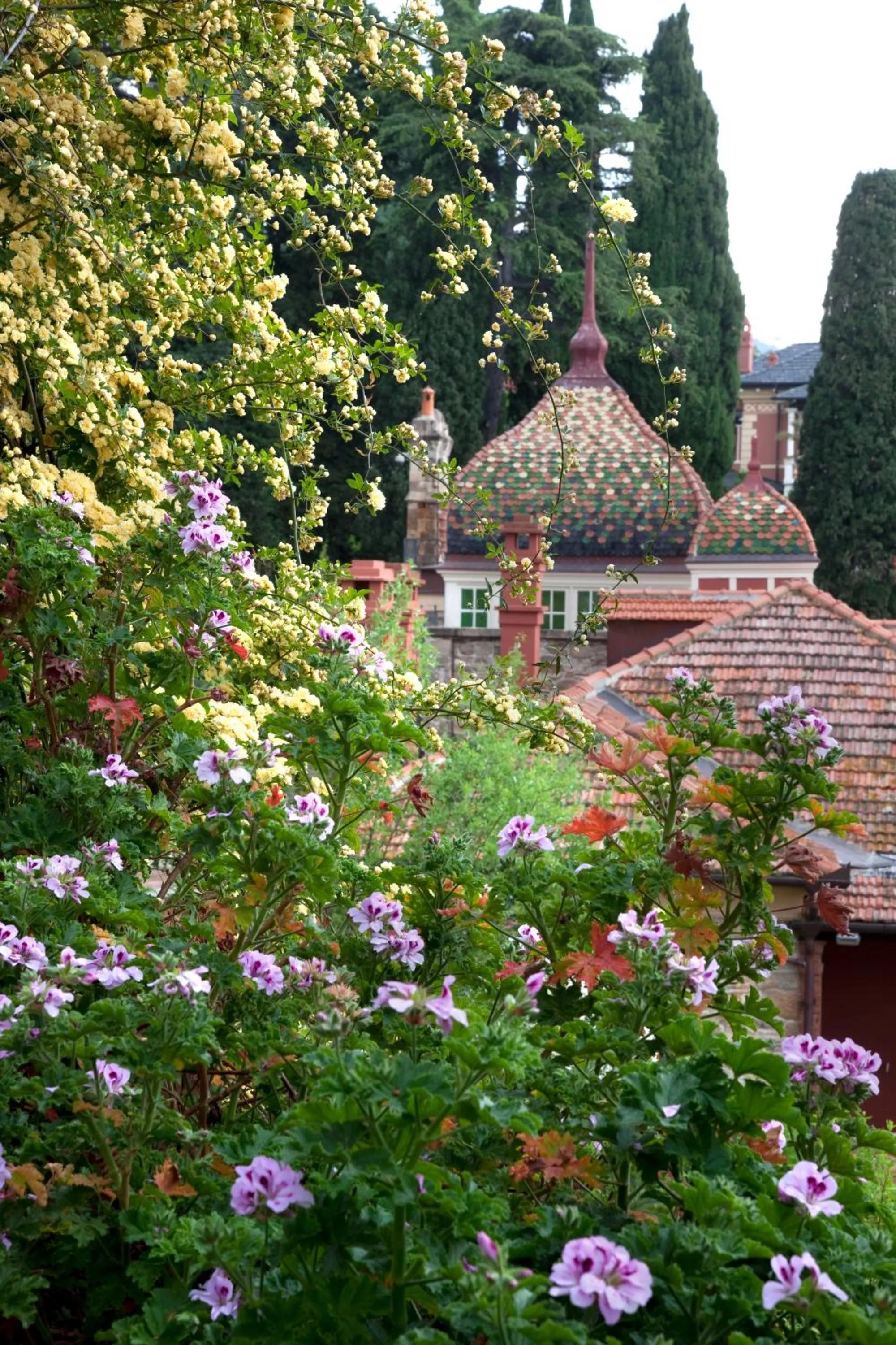 Facade/entrance in Villa della Pergola Relais et Chateaux