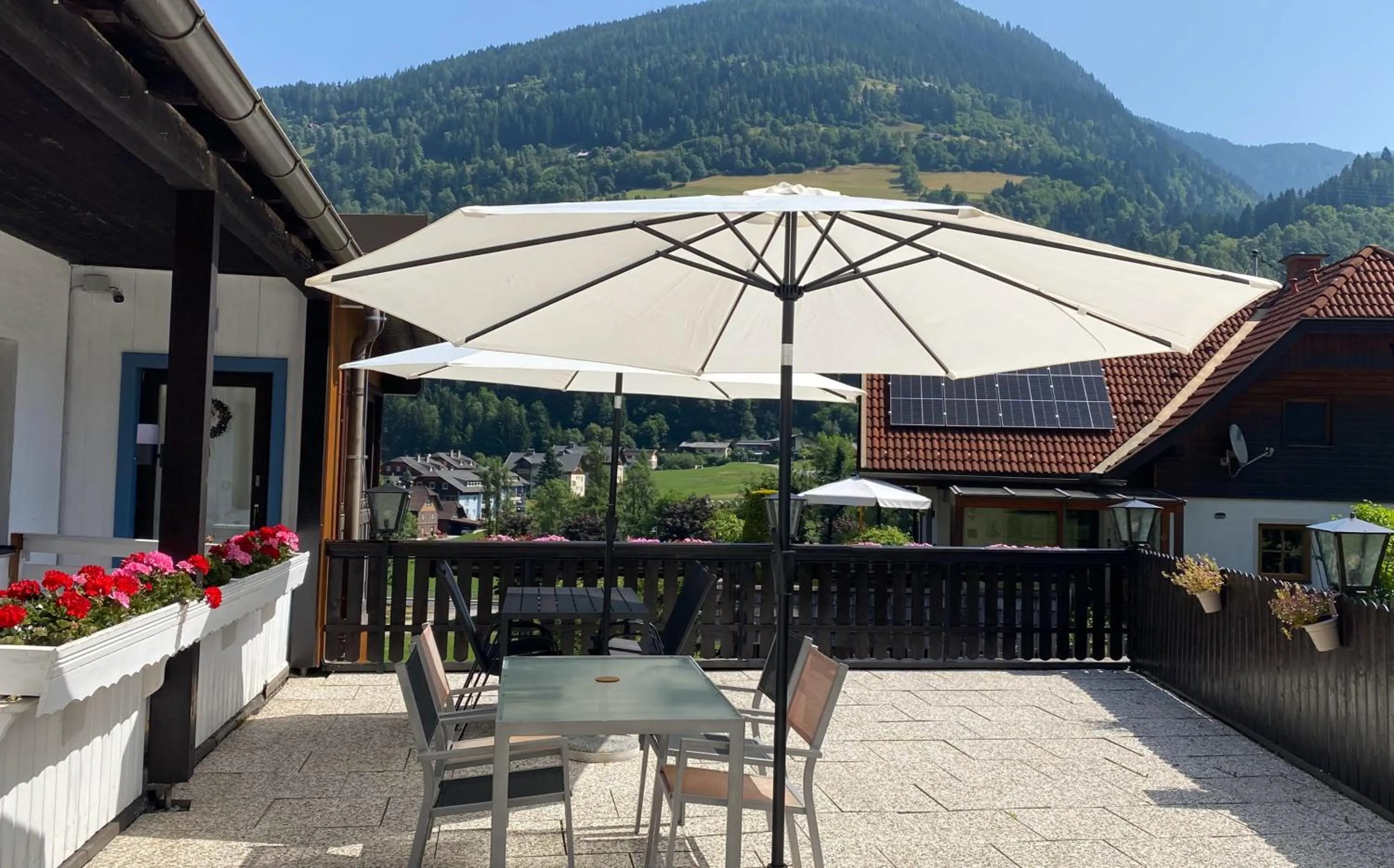 Property building in Pension Julia