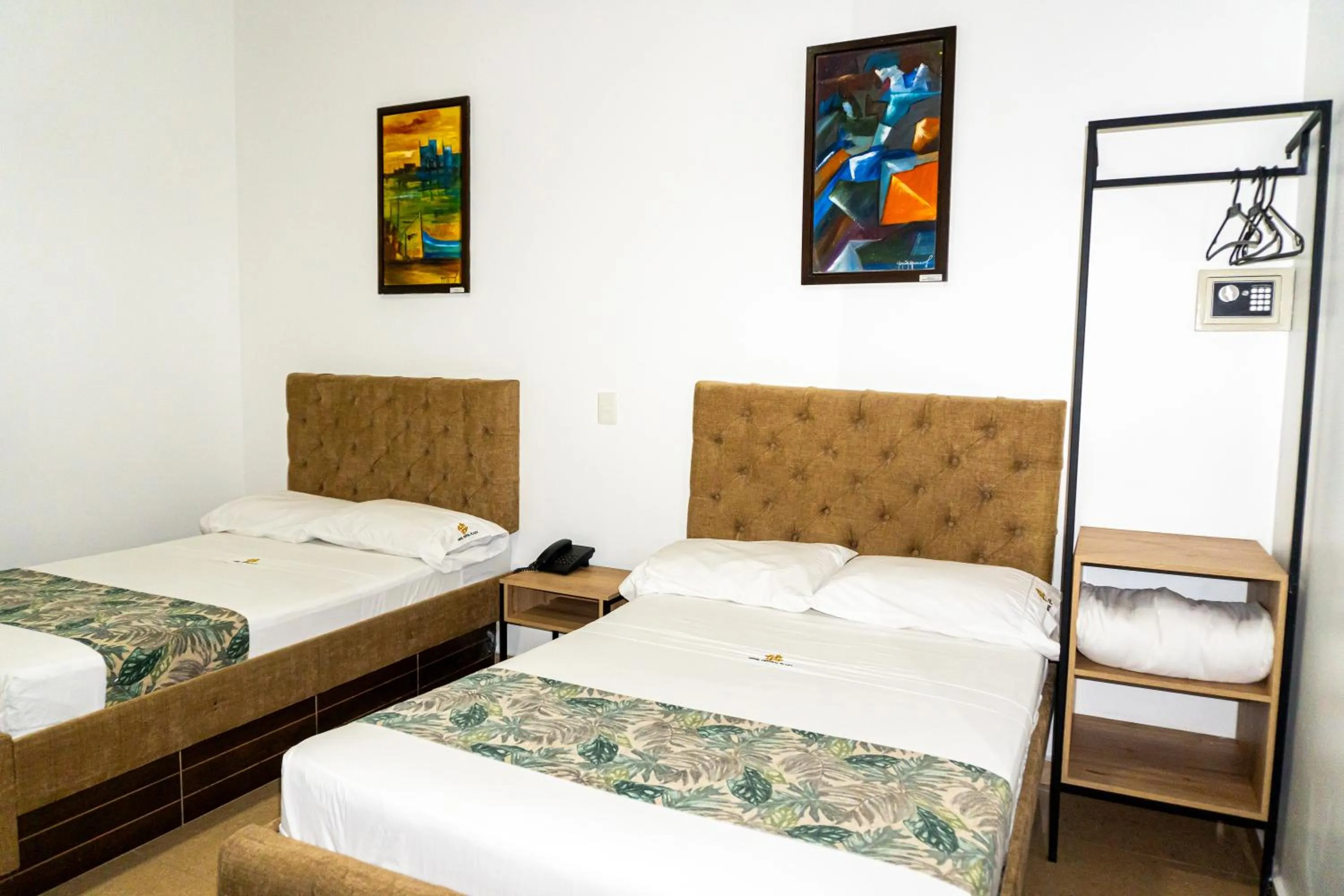 Bedroom, Bed in Hotel Central Plaza Medellin