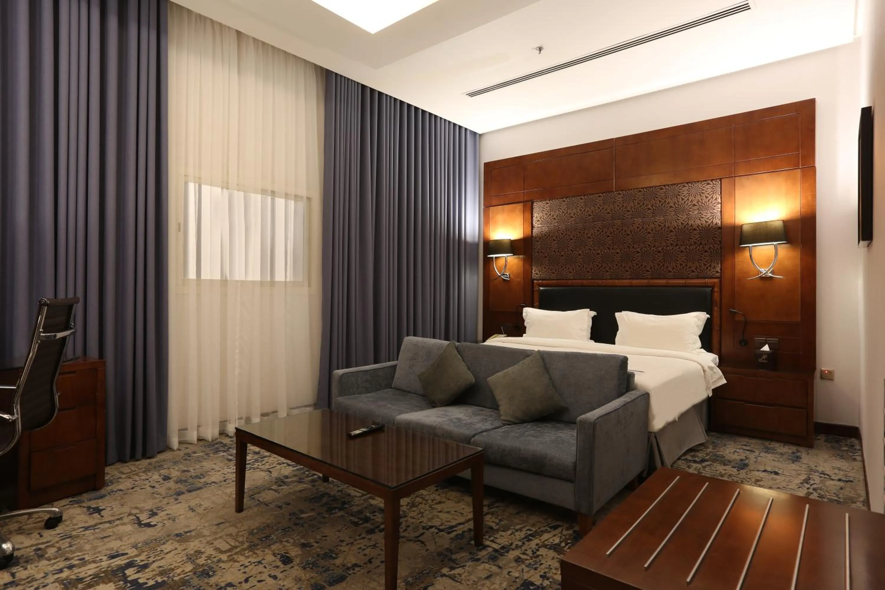 Bed in Qaser Al Hamra by Warwick