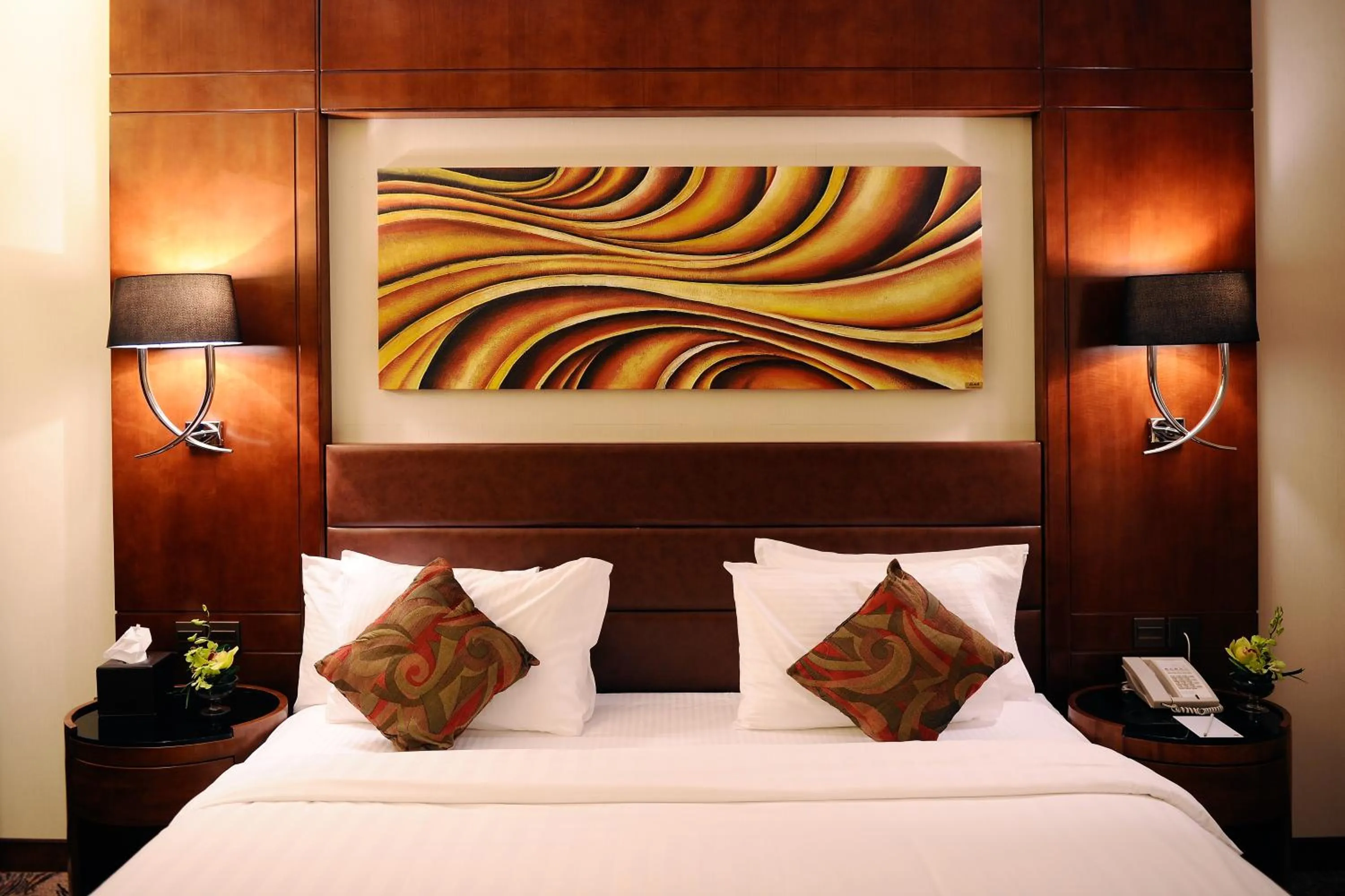 Deluxe Room - single occupancy in Qaser Al Hamra by Warwick