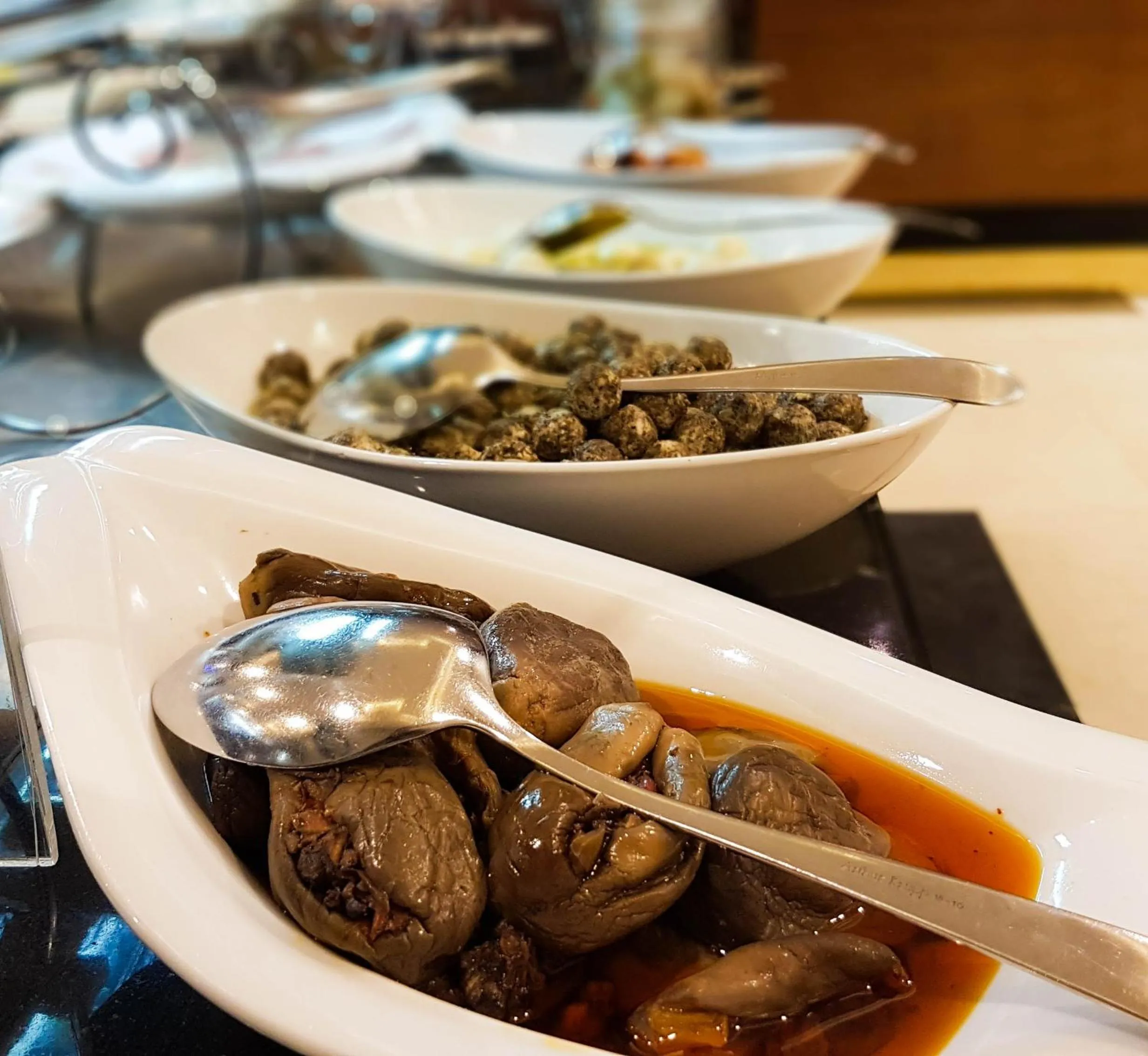 Breakfast in Qaser Al Hamra by Warwick