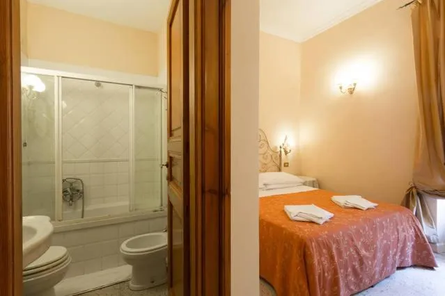 Photo of the whole room, Bed in Maison de Marta