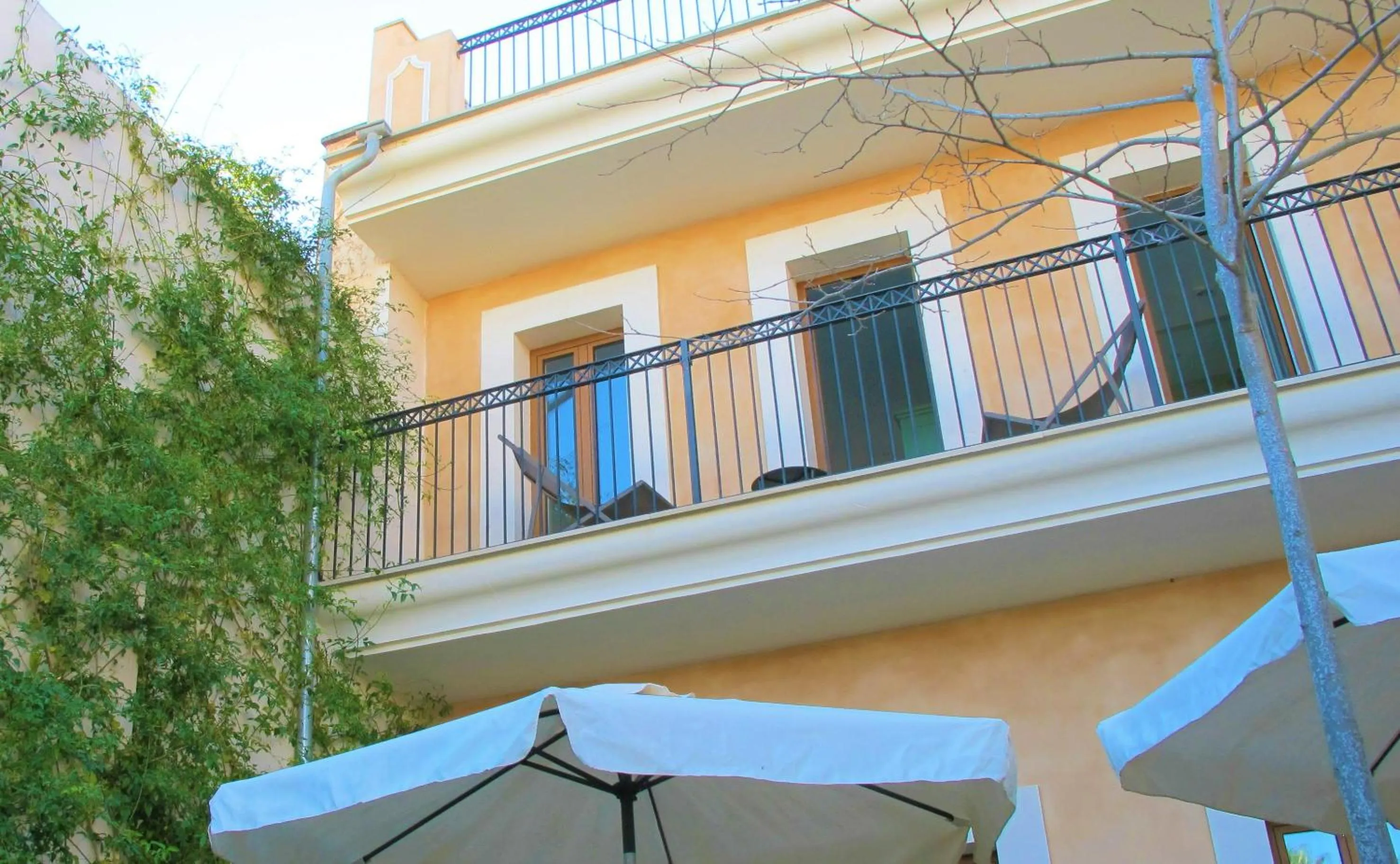 Property building in Boutique Hotel Petit Sant Miquel