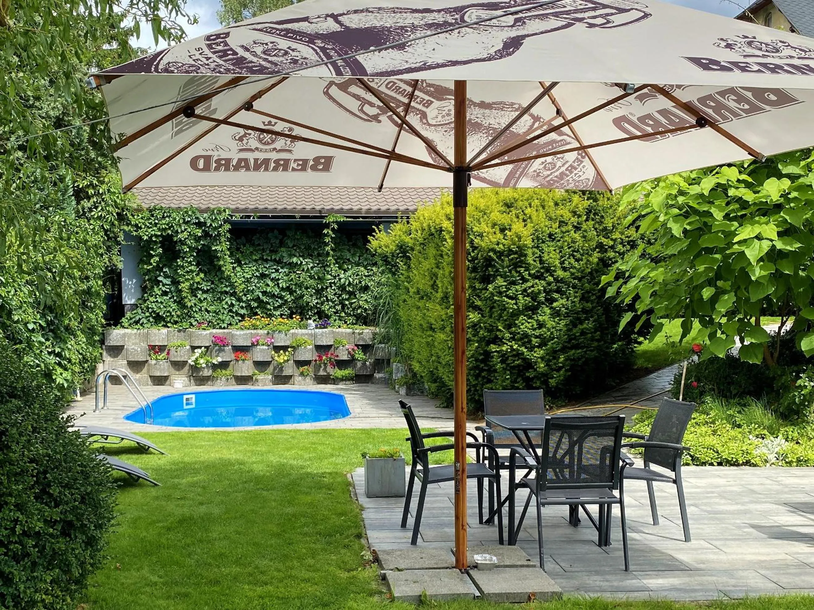 Garden in Apart Hotel Jablonec