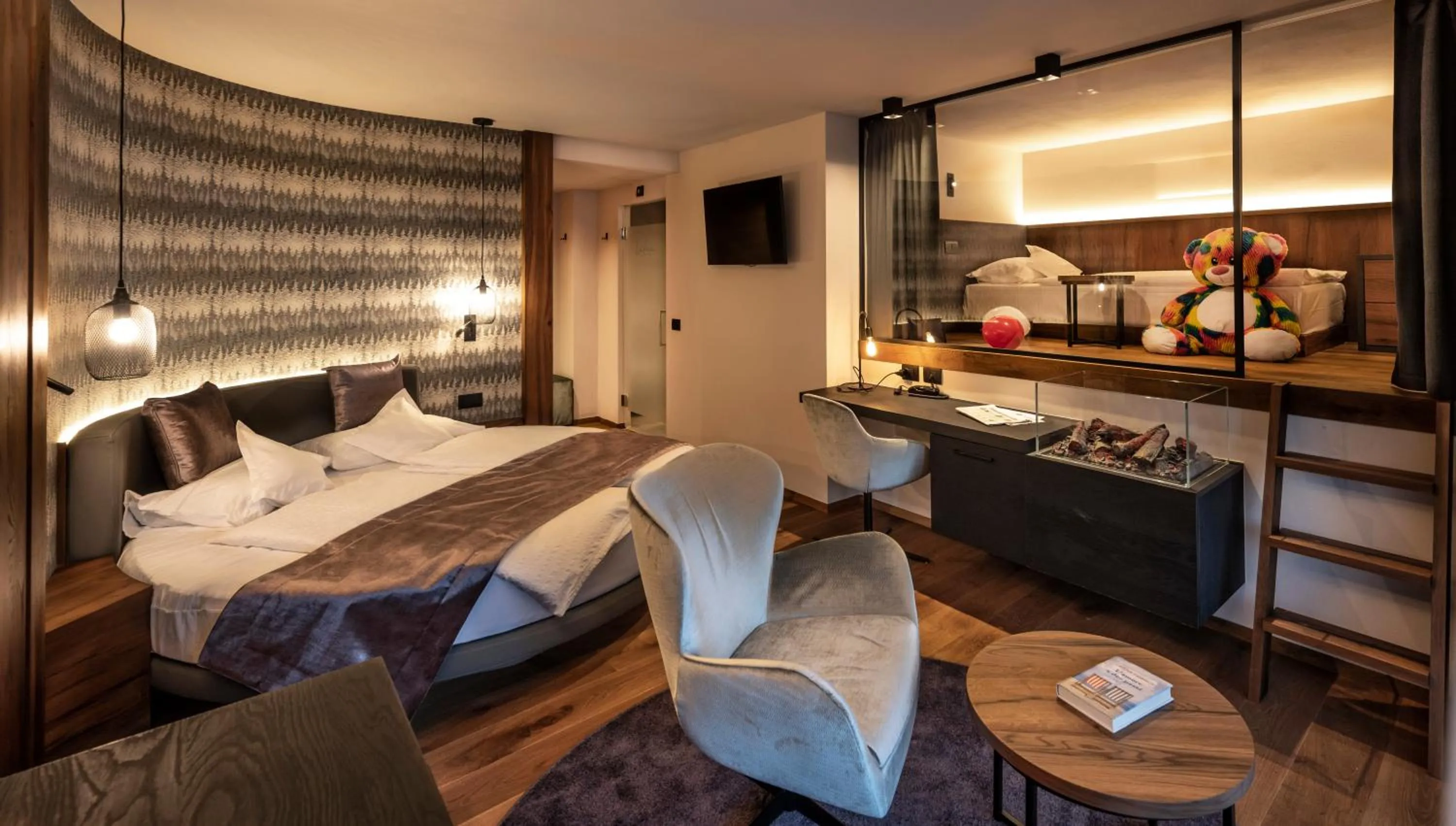 Bedroom, Bed in Ladinia Dolomites View - Adults Only