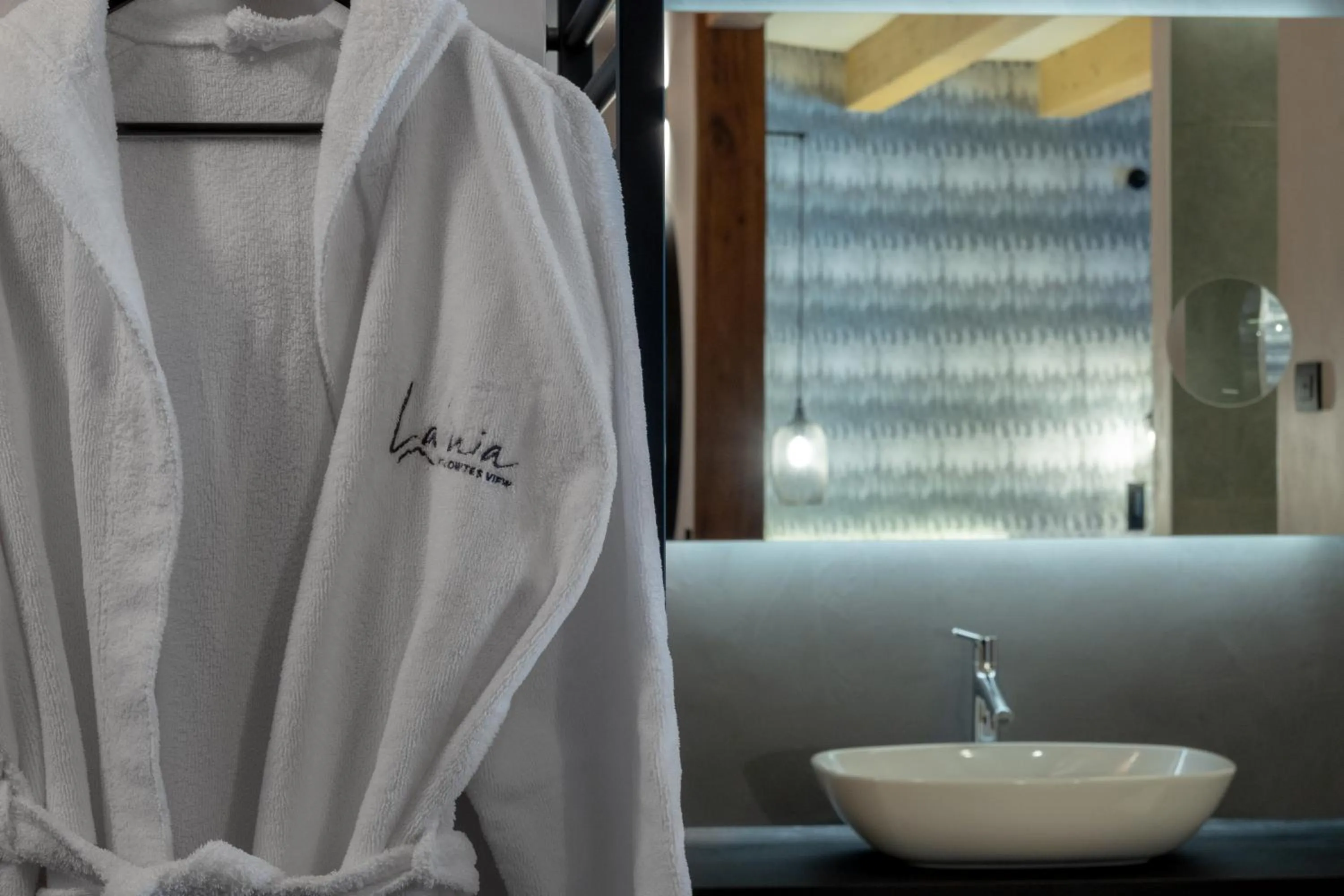 towels in Ladinia Dolomites View - Adults Only