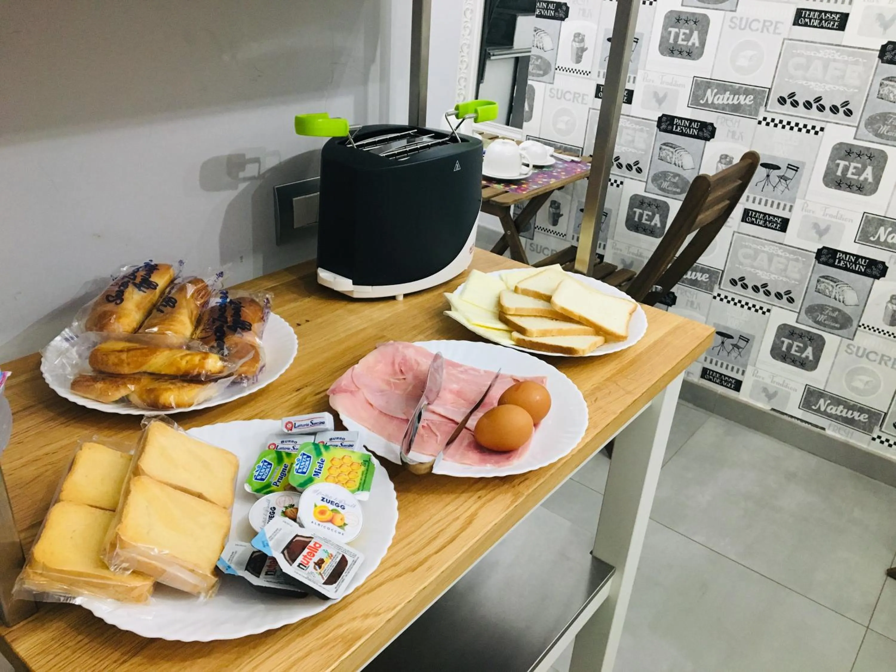 Breakfast in B&B Fiumara