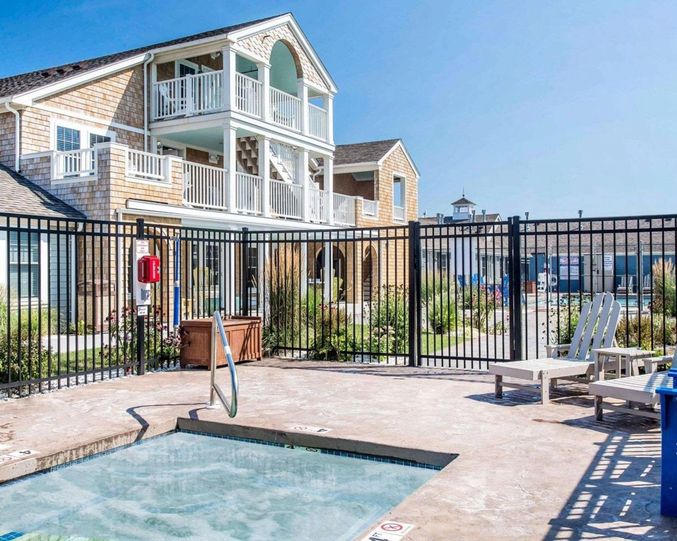 Swimming pool in Bluegreen Vacations The Soundings, an Ascend Collection Resort
