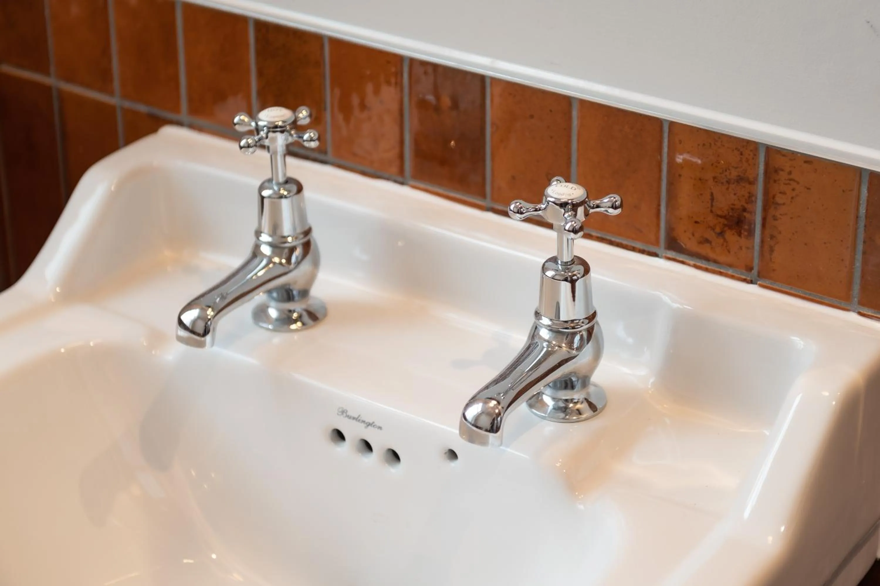 Bathroom in The Pride of Paddington