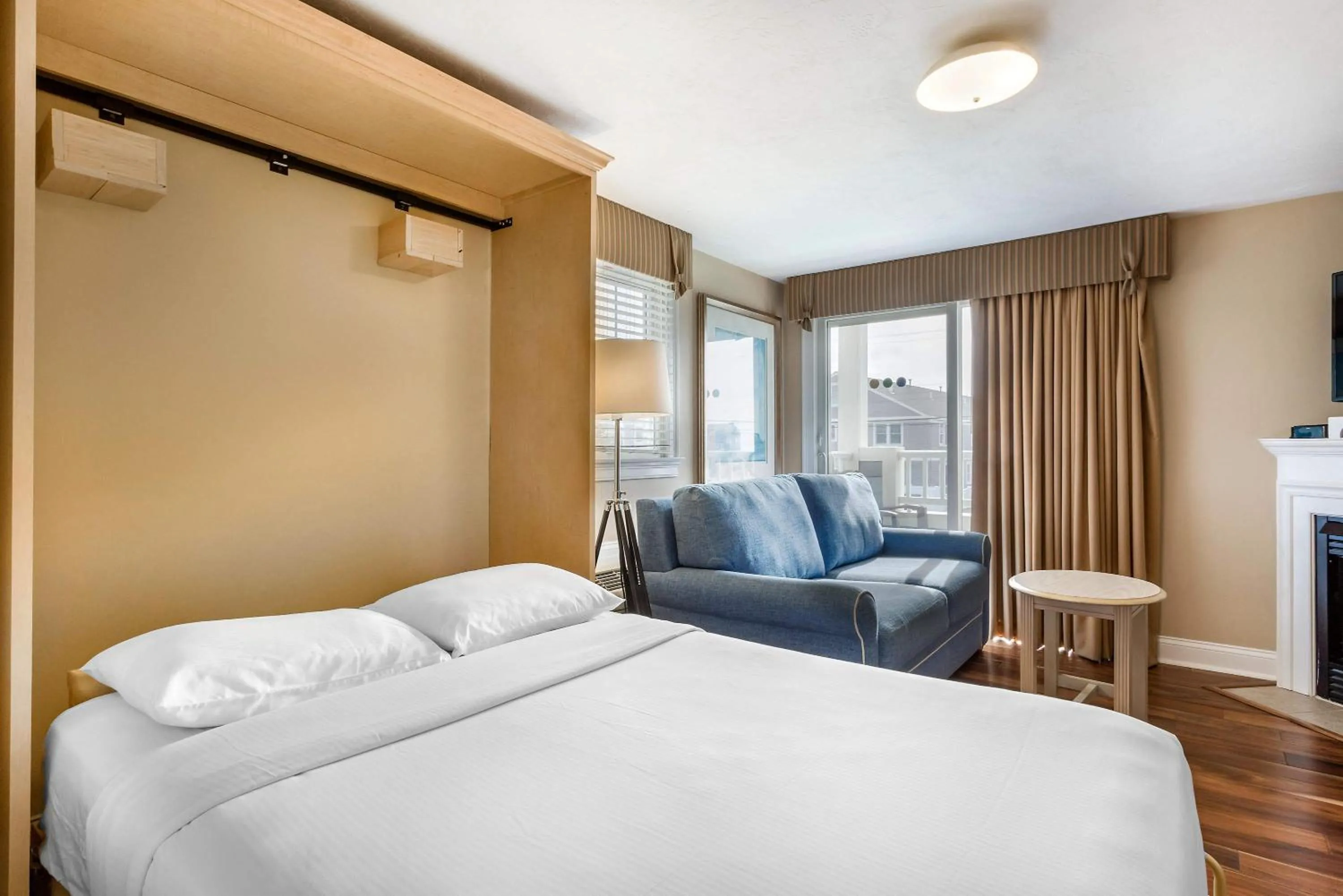 Bedroom, Bed in Bluegreen Vacations The Breakers Resort, an Ascend Collection Resort