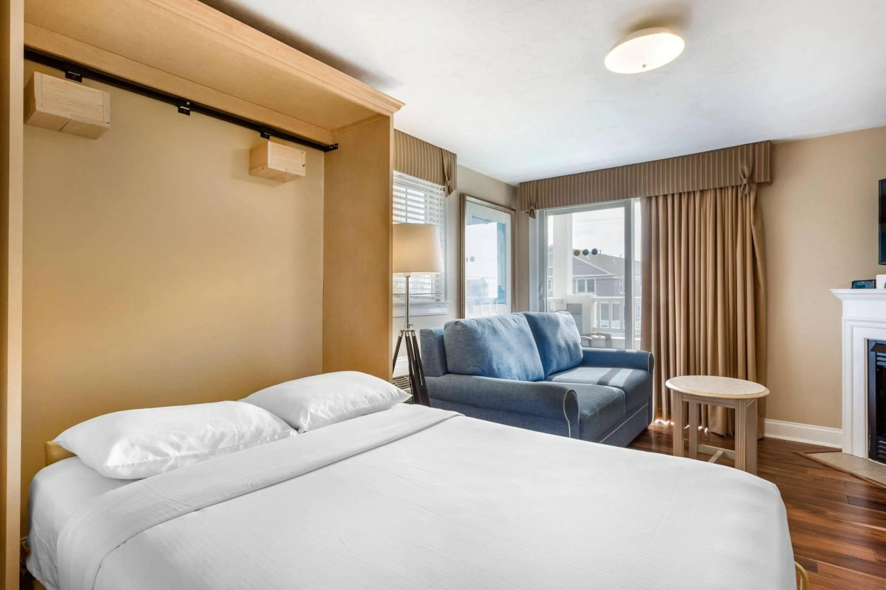 Bedroom, Bed in Bluegreen Vacations The Breakers Resort, an Ascend Collection Resort