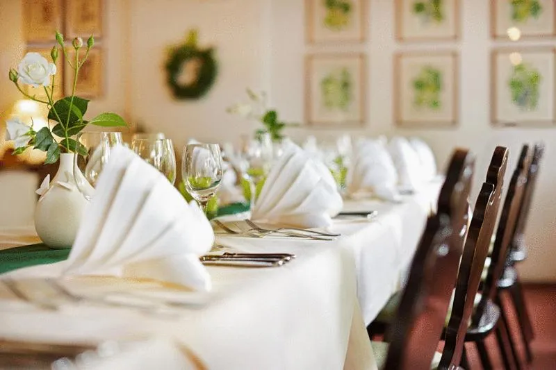 Restaurant/places to eat in Kurhotel Markushof