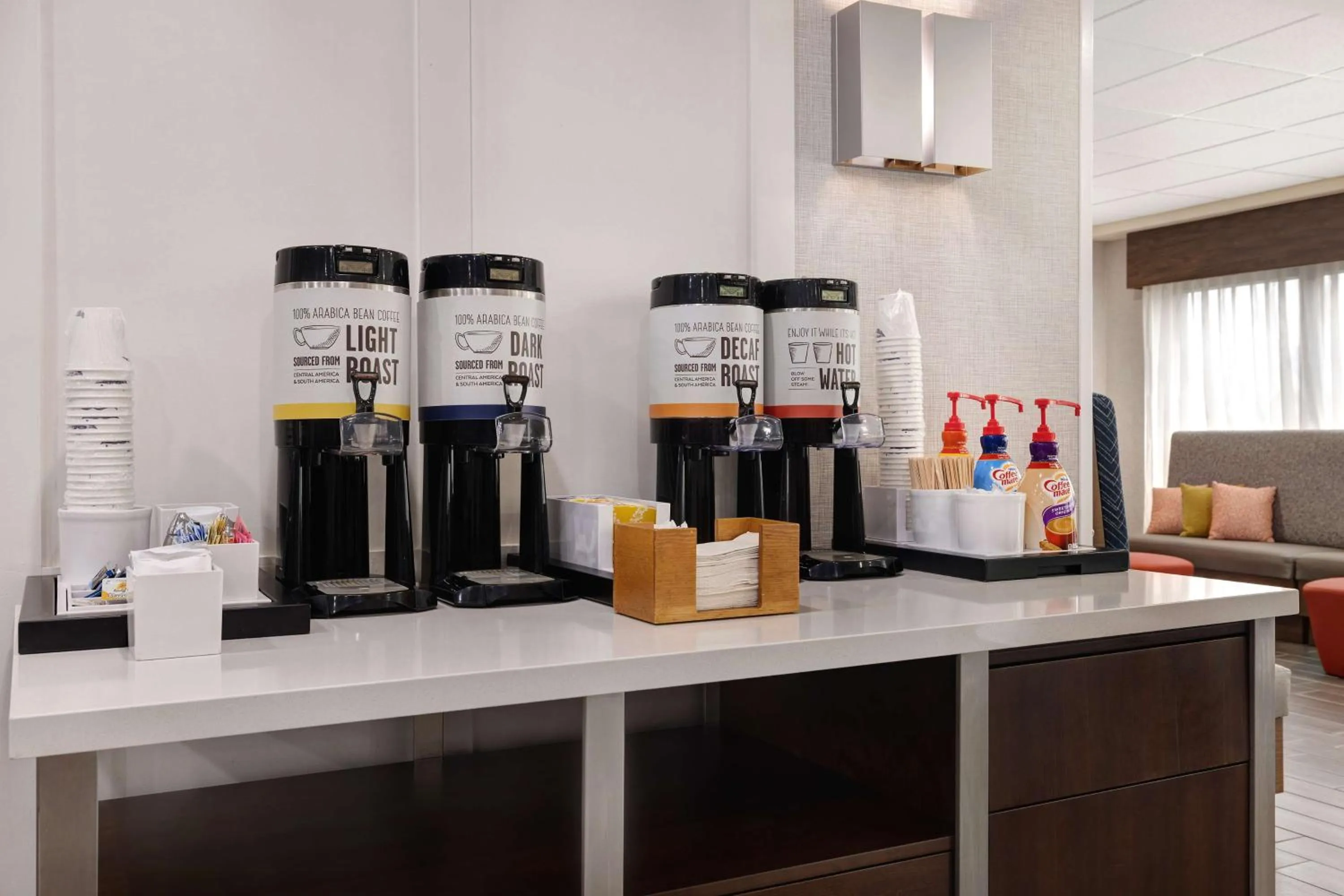 Dining area in Hampton Inn Natchitoches
