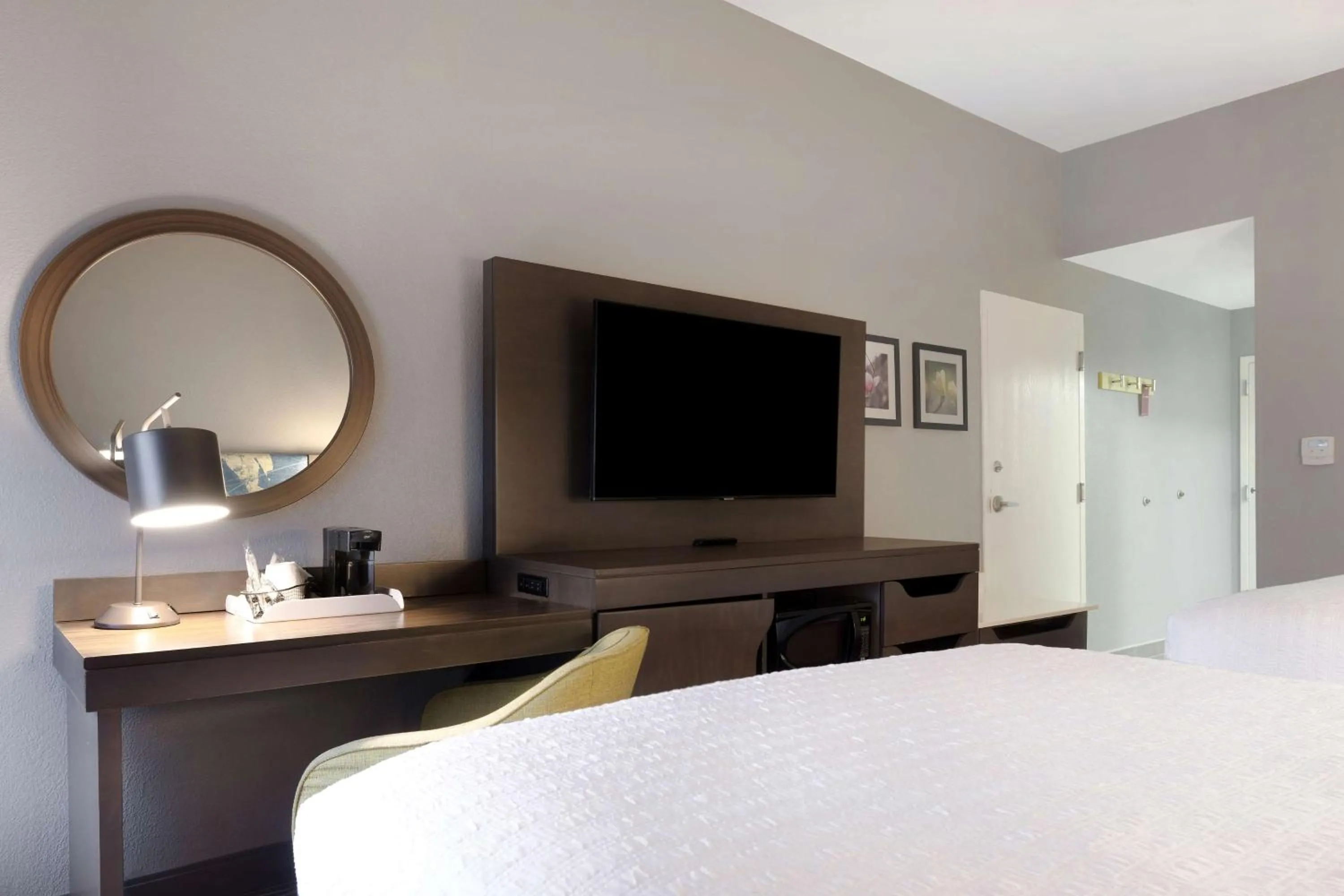 TV and multimedia, Bed in Hampton Inn Natchitoches