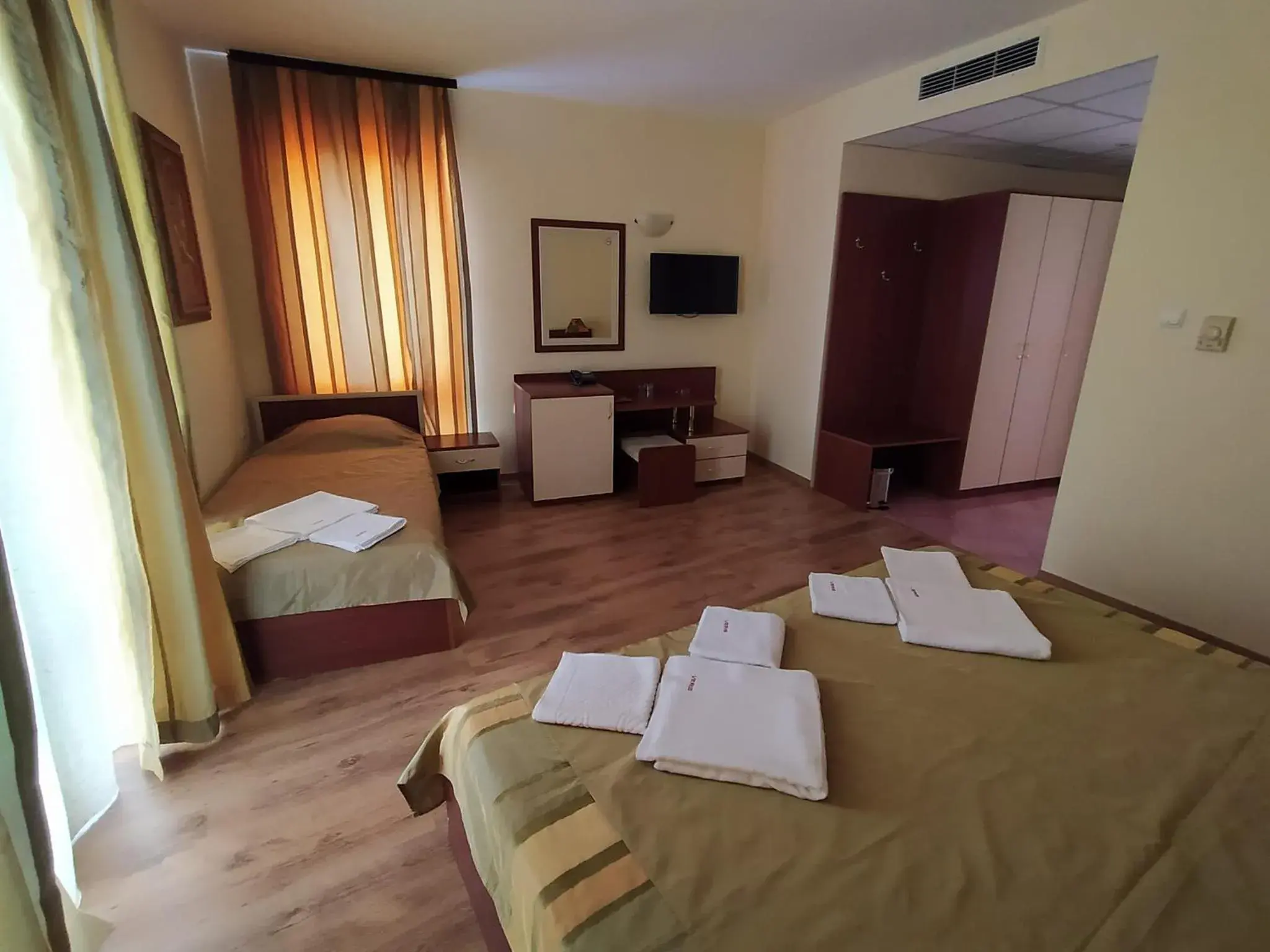 Triple Room with Balcony in Hotel Veris Triple Room with Balcony in Hotel Veris