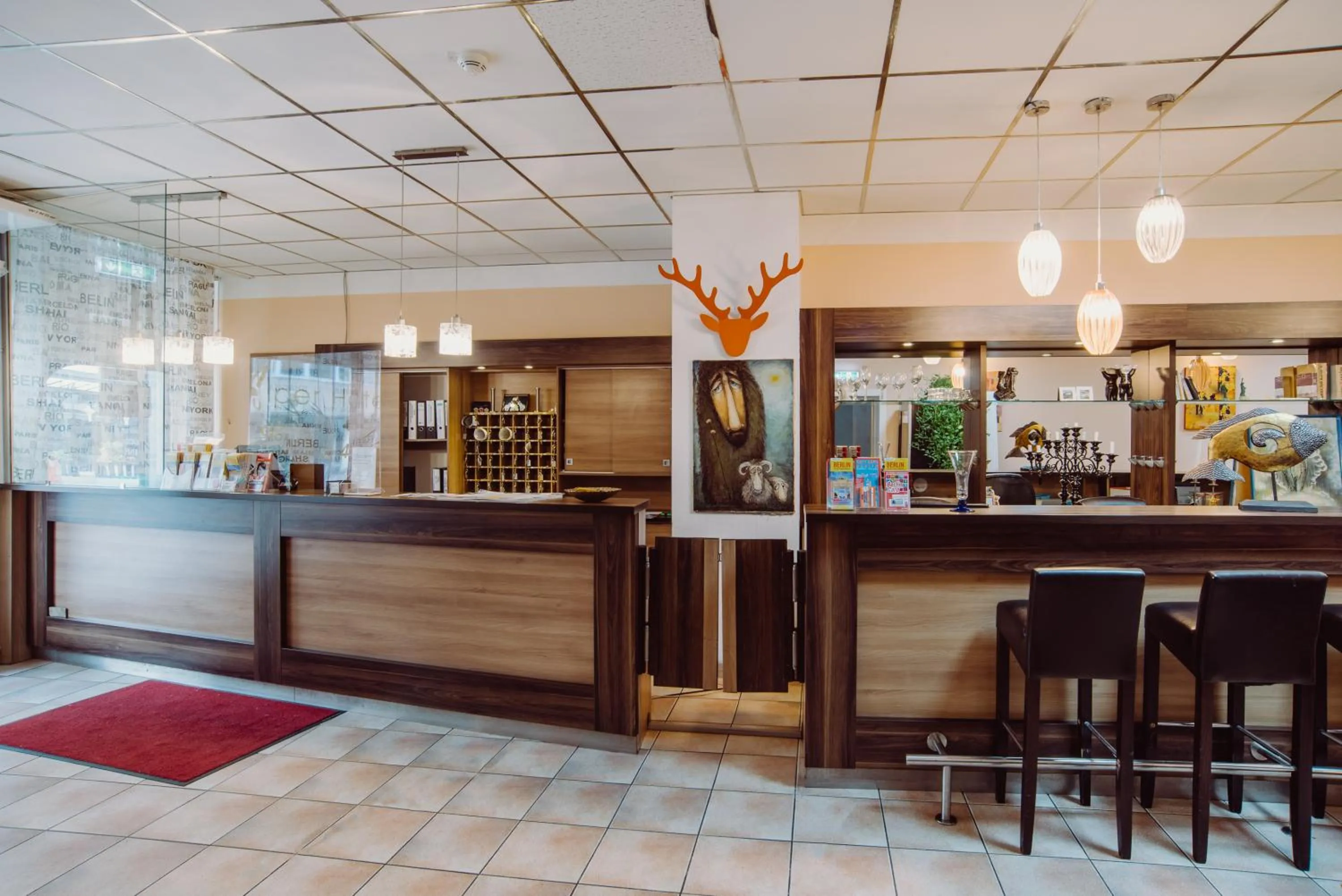 Lobby or reception in Alper Hotel am Potsdamer Platz