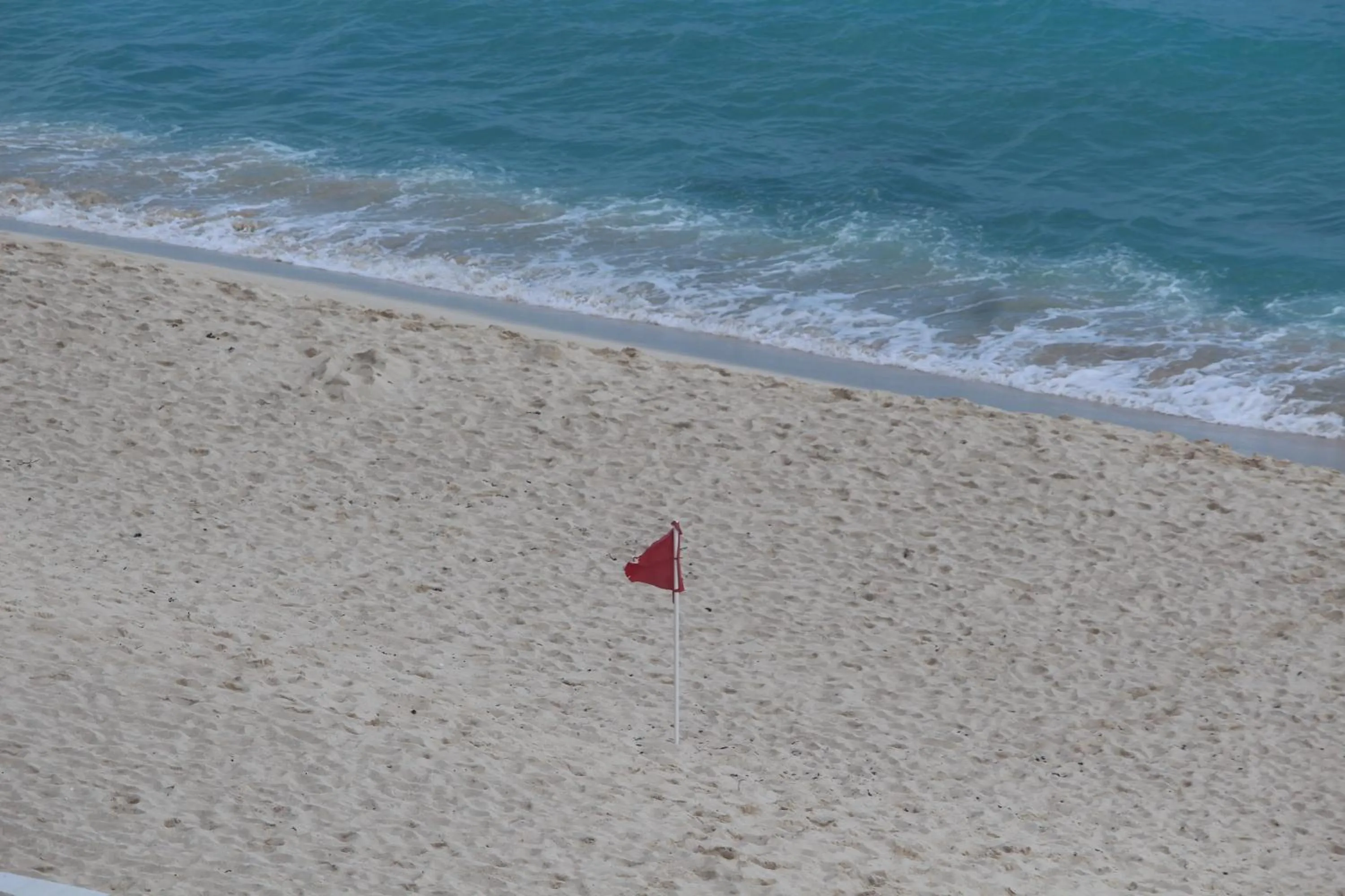 Beach in Cancun Plaza - Best Beach