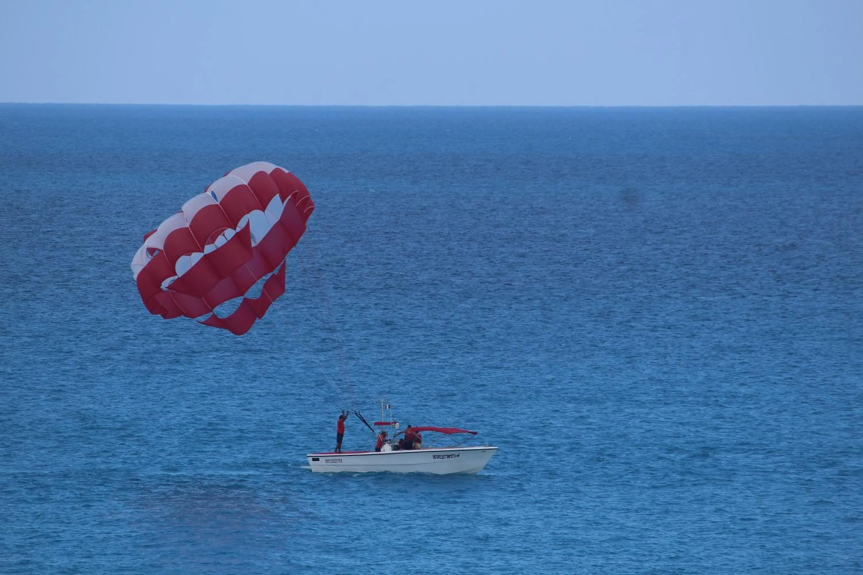 Activities in Cancun Plaza - Best Beach