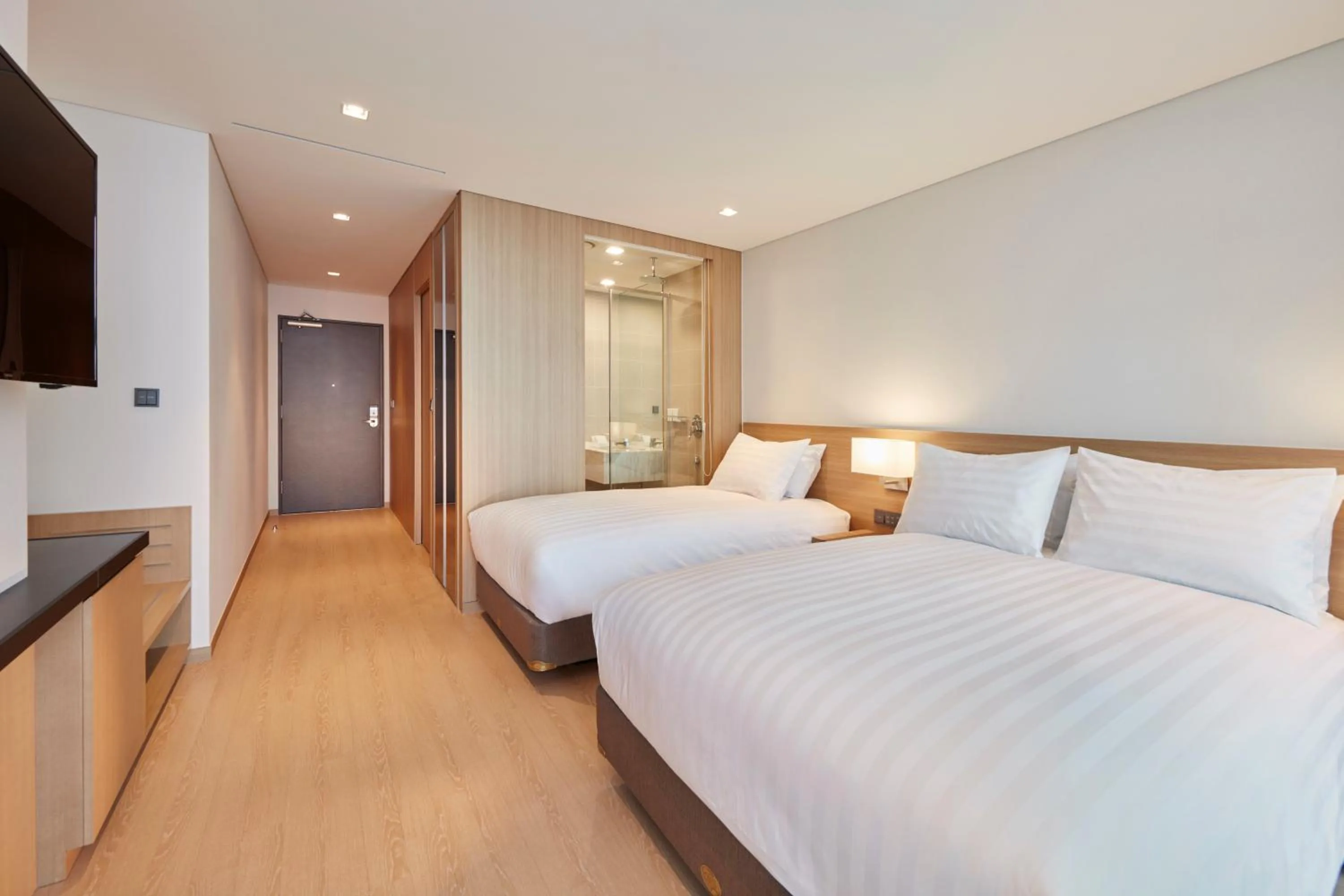 Property building, Bed in Skybay Hotel Gyeongpo