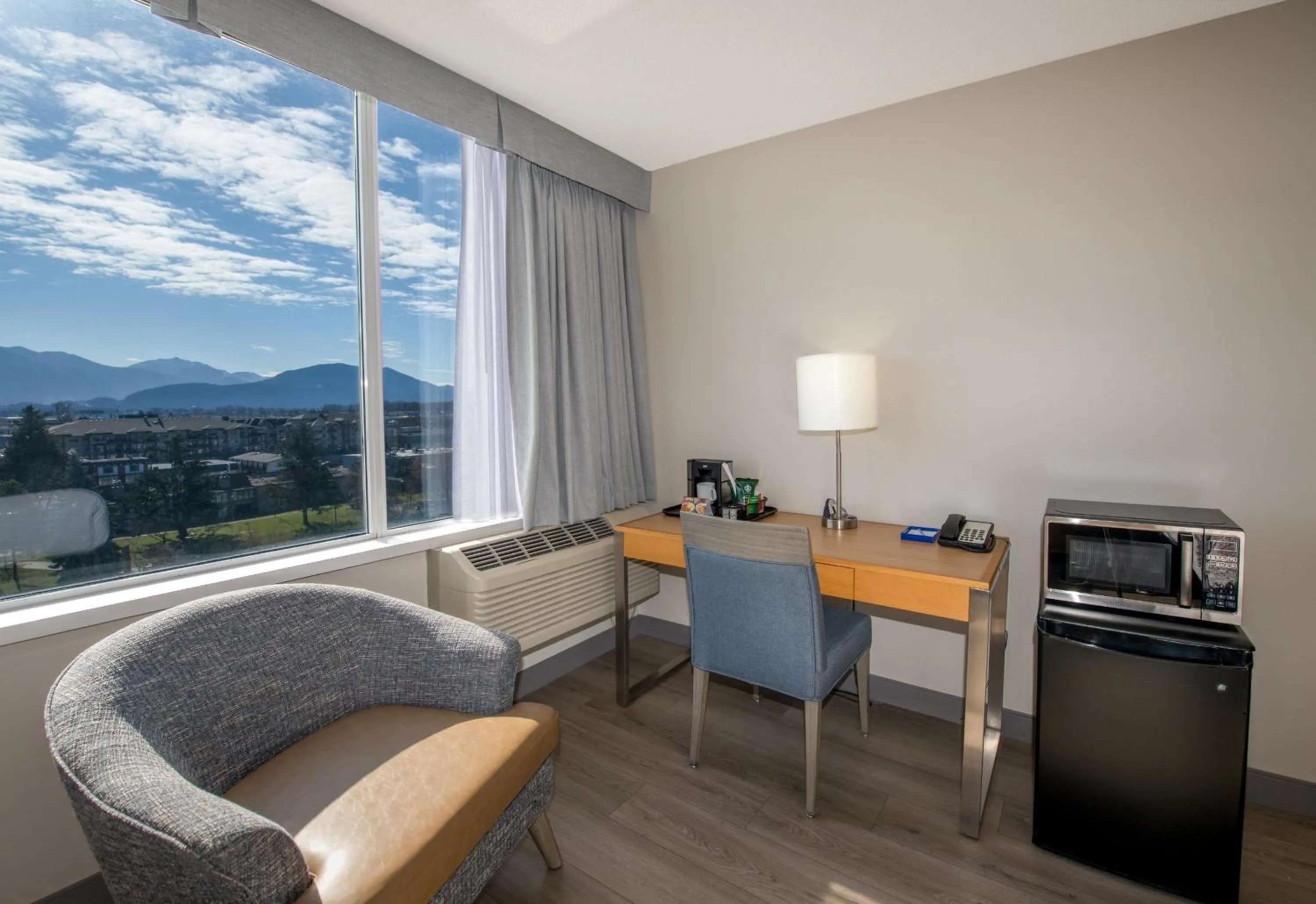 Bedroom in Coast Chilliwack Hotel by APA