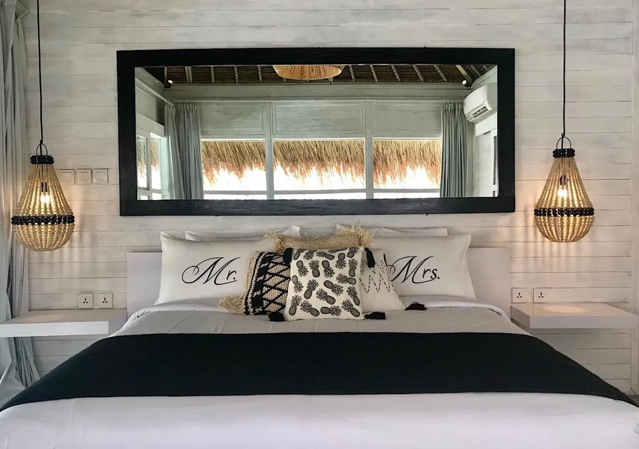 Bed in White Palm Hotel Uluwatu Bali