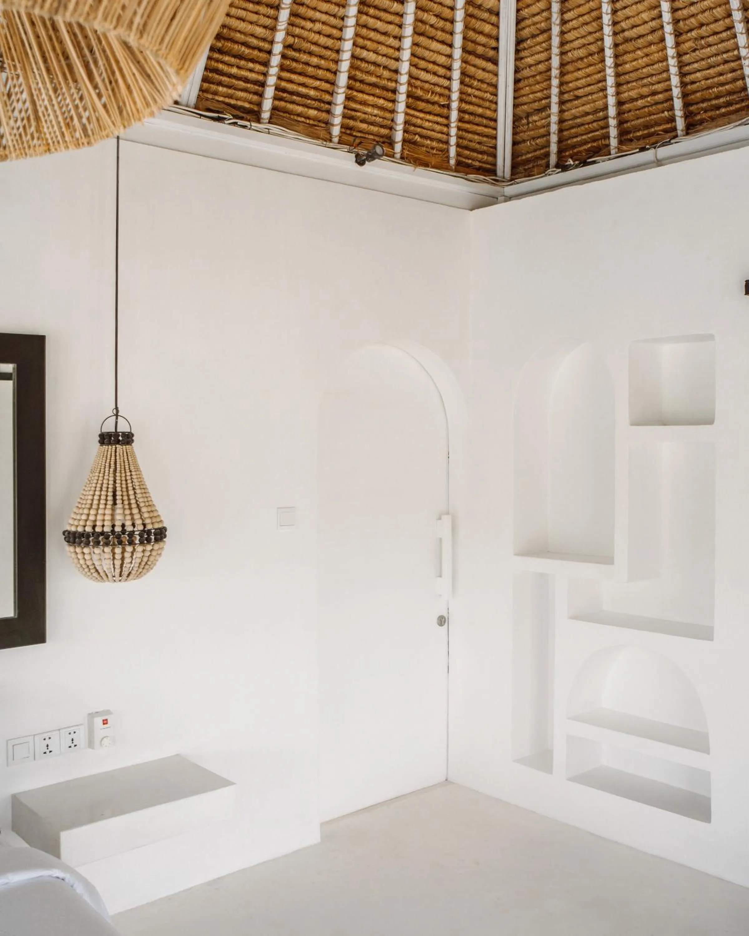 Bedroom, Bed in White Palm Hotel Uluwatu Bali