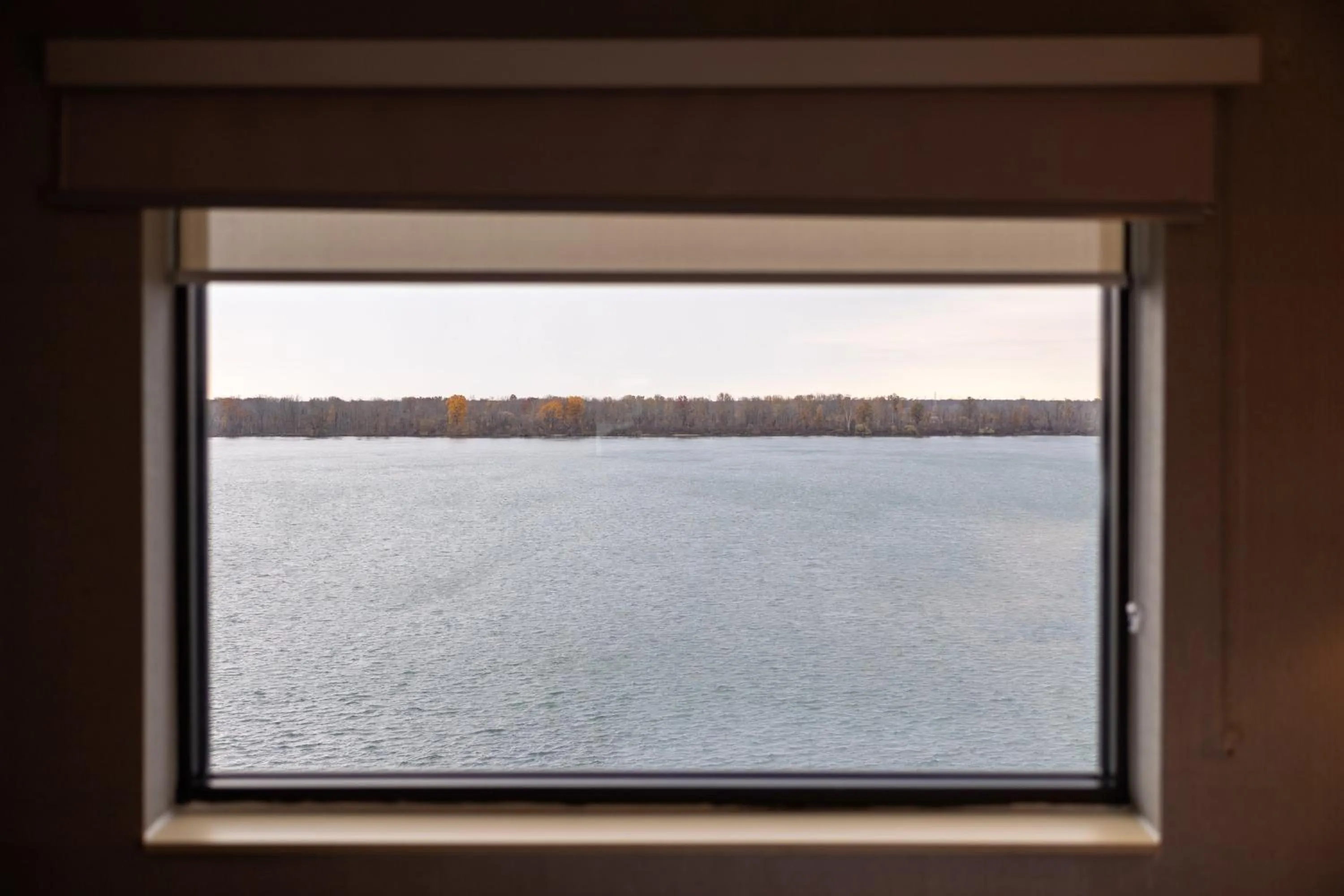 River view in Niagara Riverside Resort; BW Premier Collection