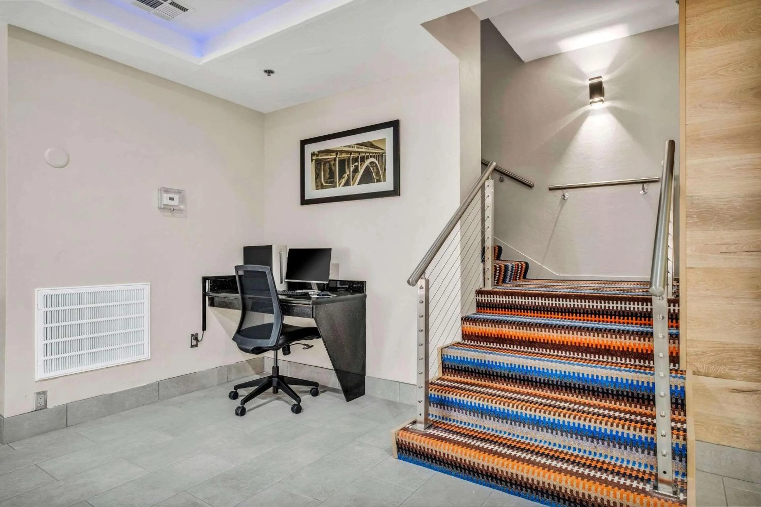 Business facilities in Country Inn & Suites by Radisson, Oklahoma City at Northwest Expressway, OK