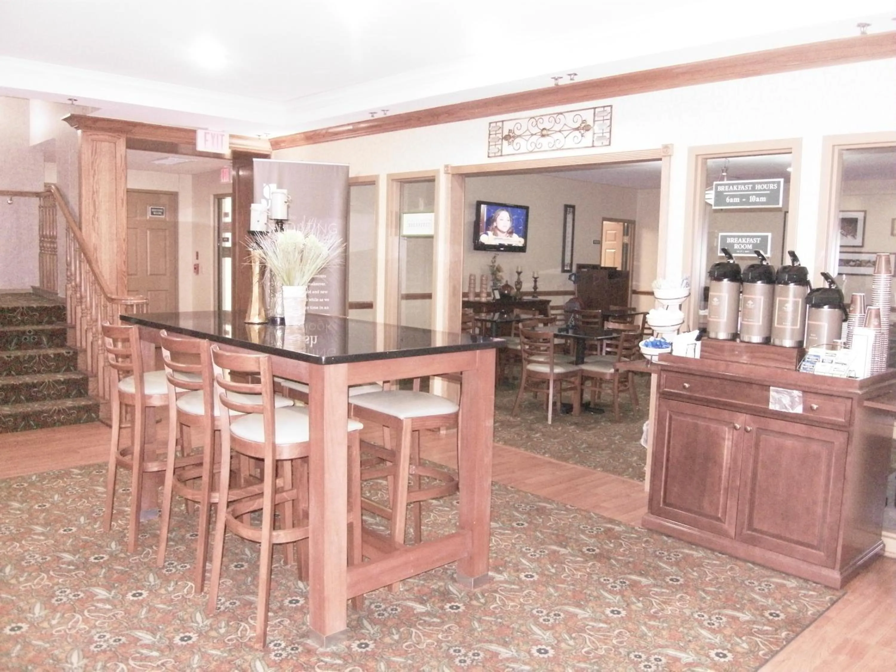 Restaurant/places to eat in Country Inn & Suites by Radisson, Oklahoma City at Northwest Expressway, OK