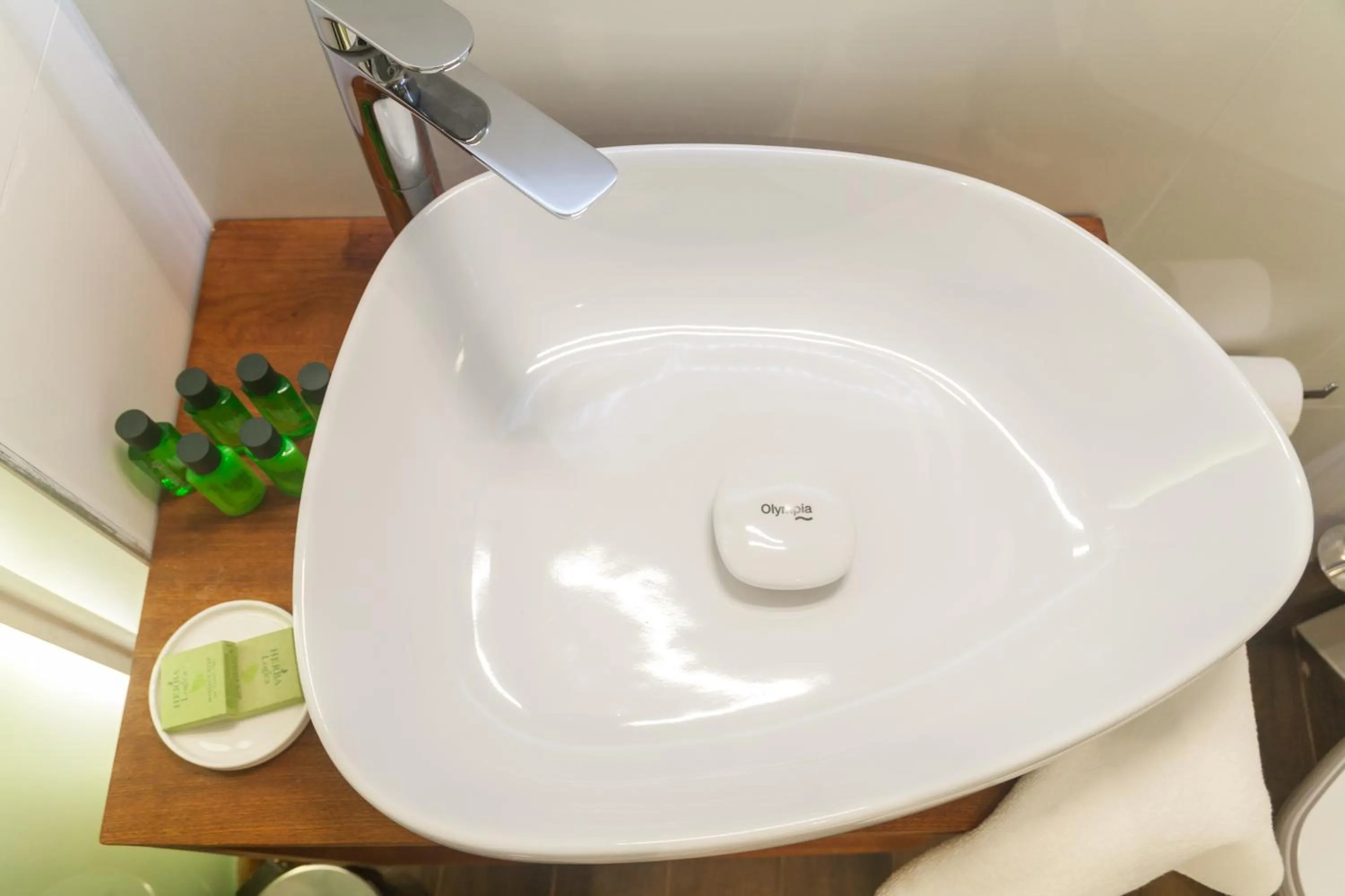 Bathroom in Hugo Hotel