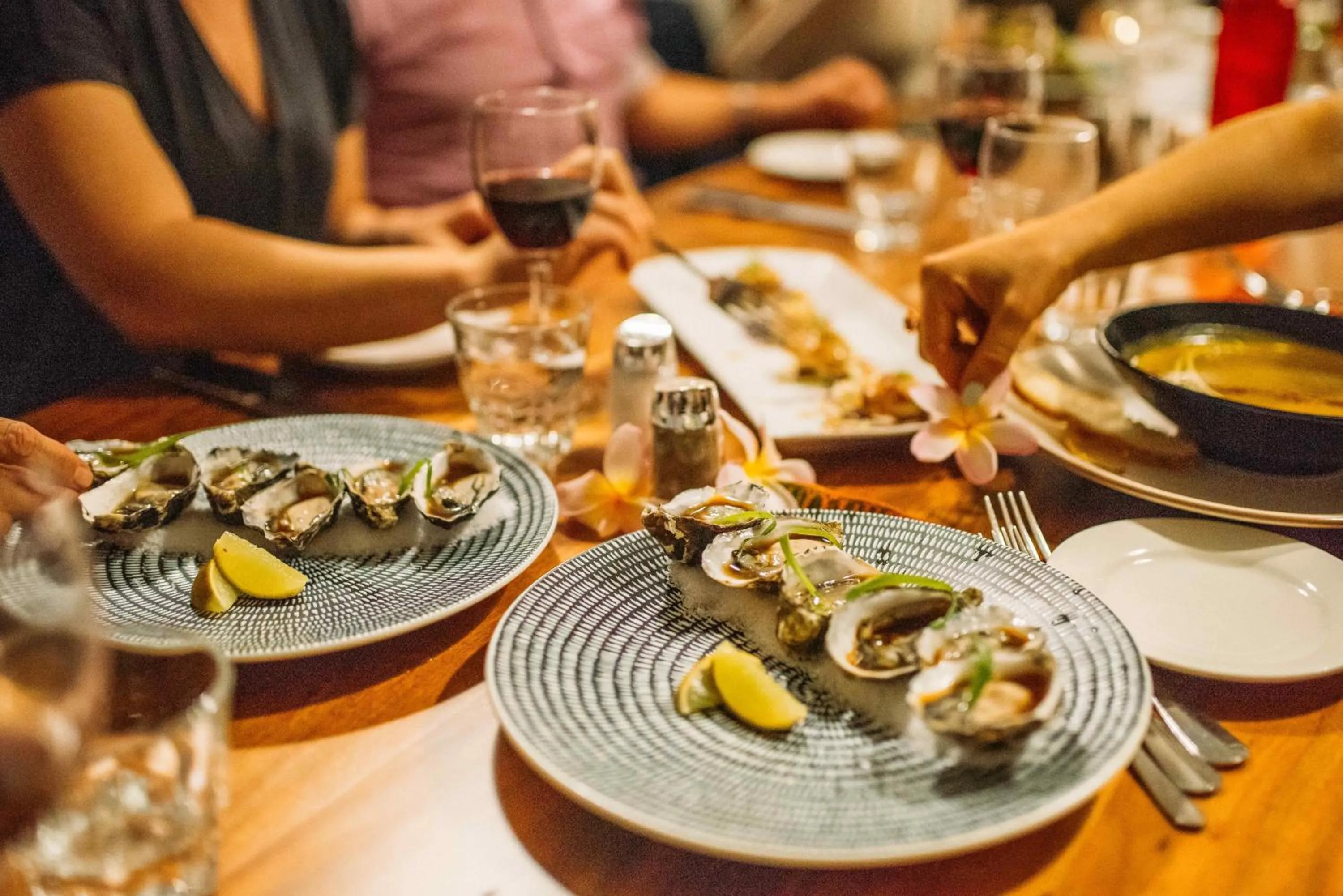 Restaurant/places to eat in Governors Lodge