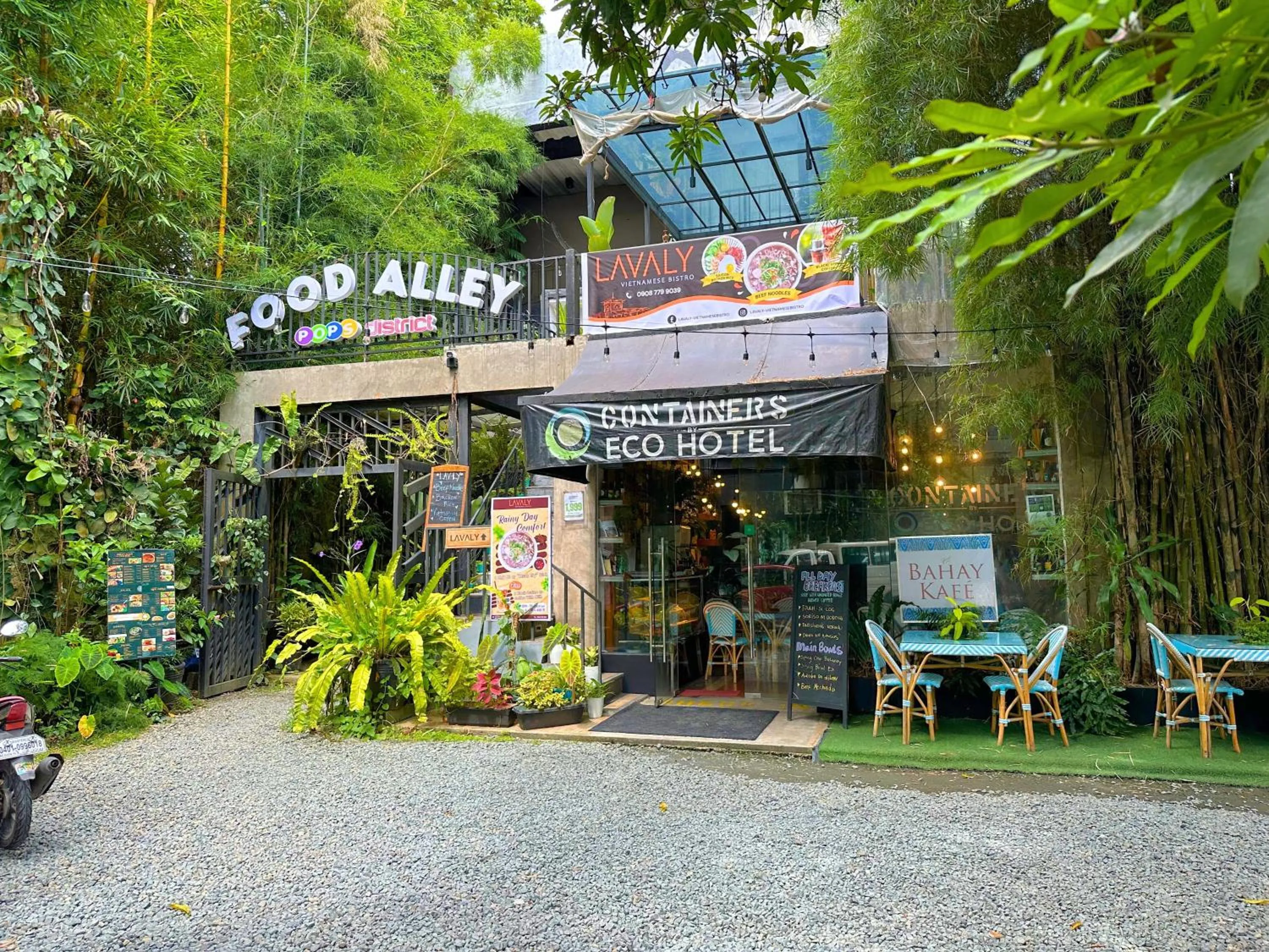 Facade/entrance in Containers by Eco Hotels