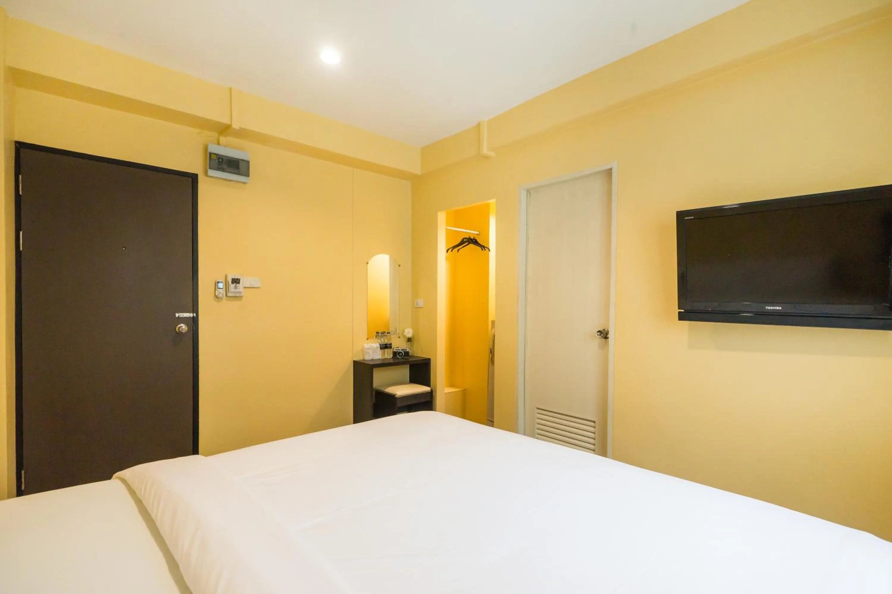 TV and multimedia, Bed in The Corner Ratchada