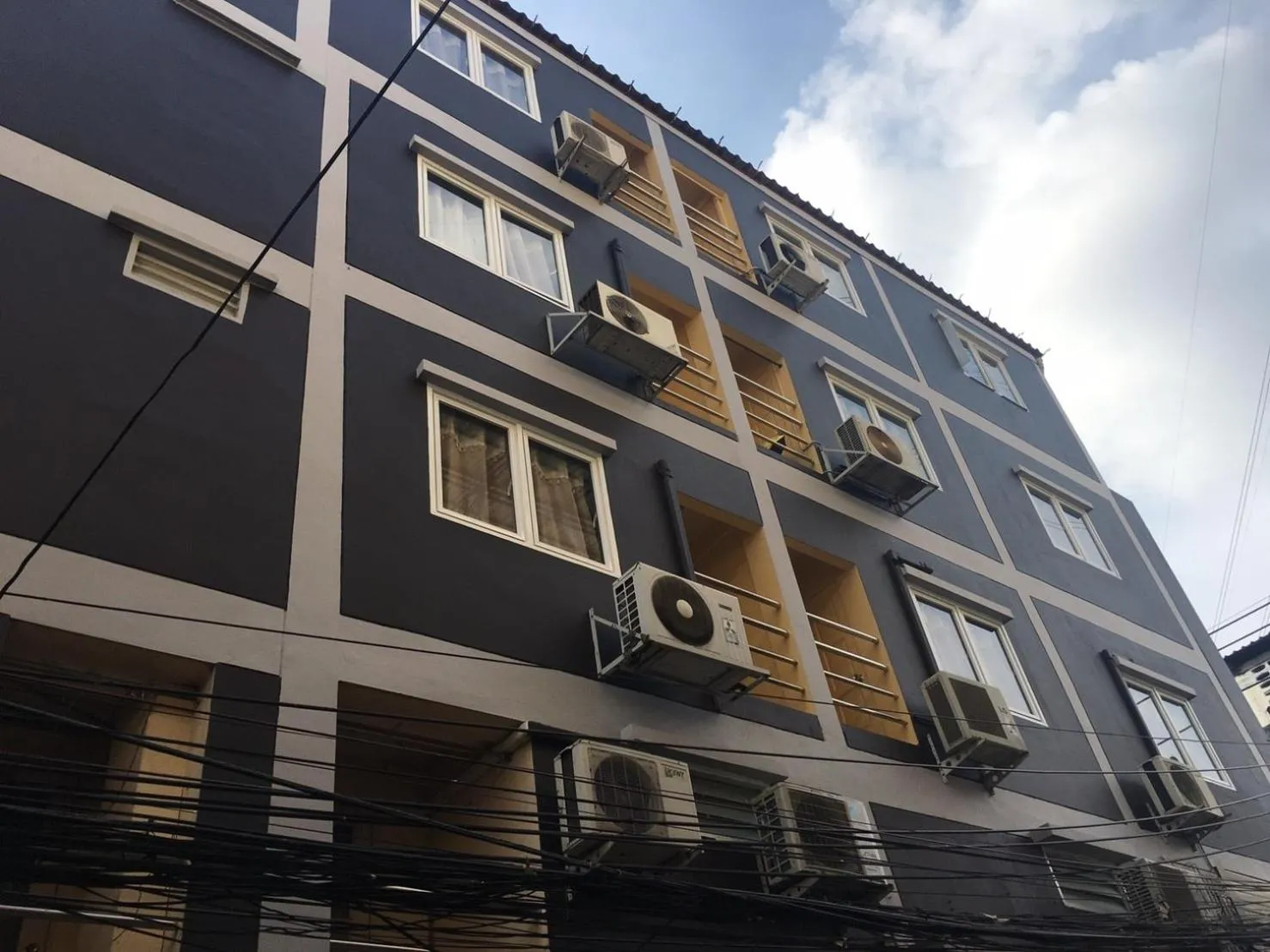 Property building in The Corner Ratchada