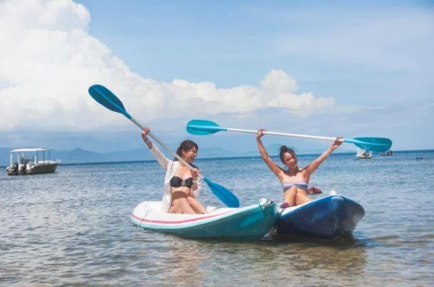 Canoeing in Tamarind Beach Bungalow