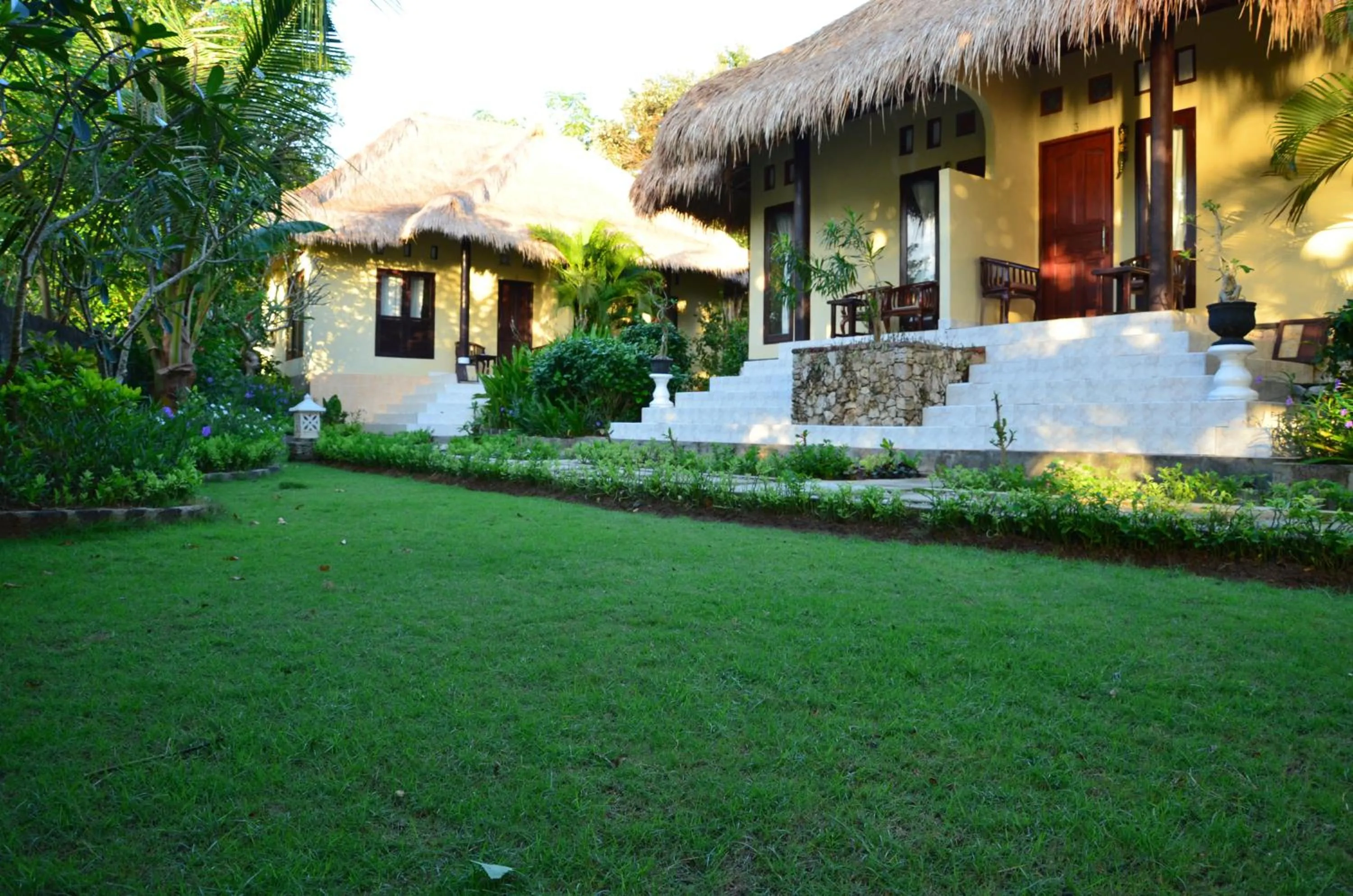 Garden in Tamarind Beach Bungalow