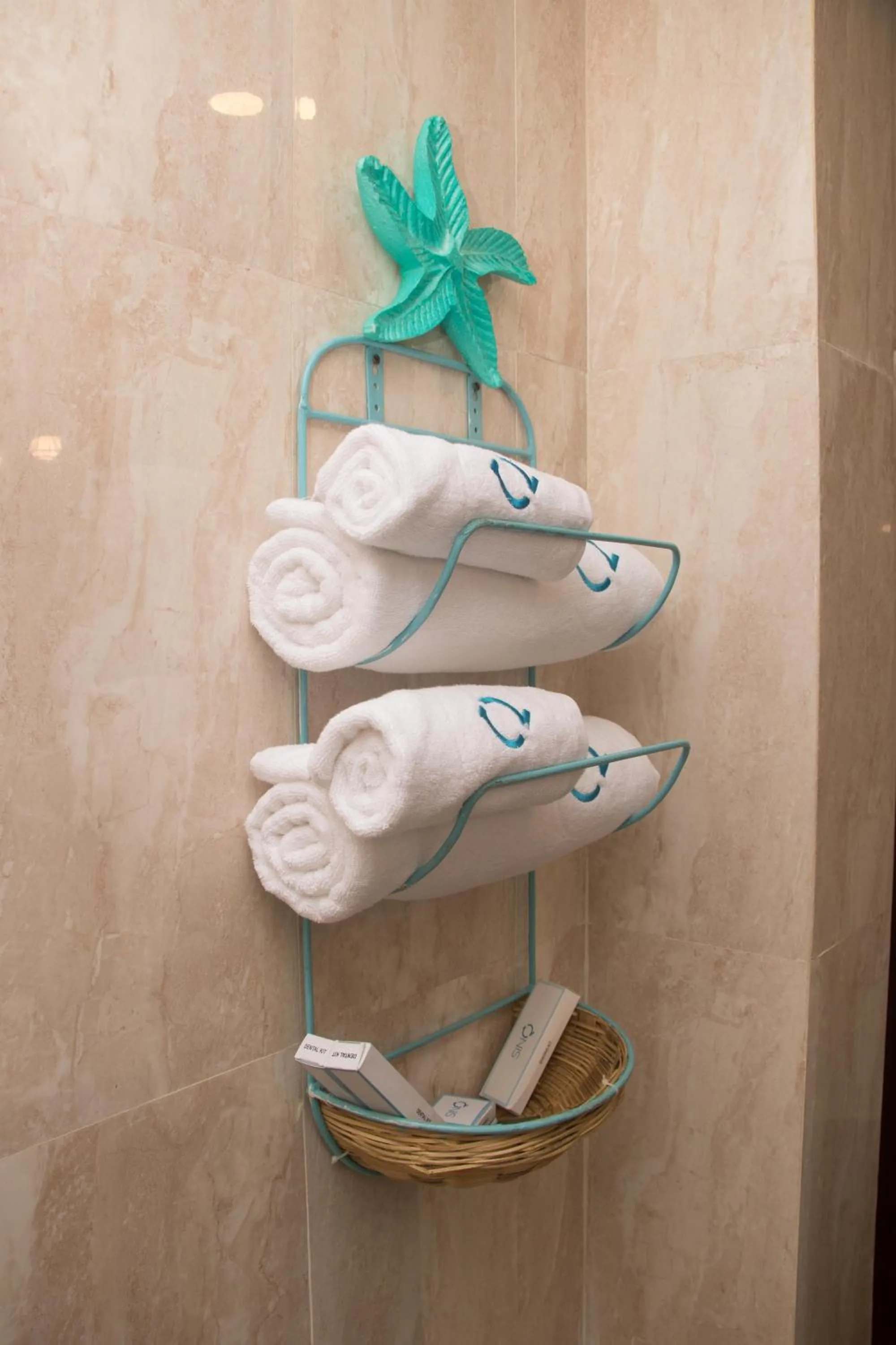 Bathroom in SinQ Beach Morjim