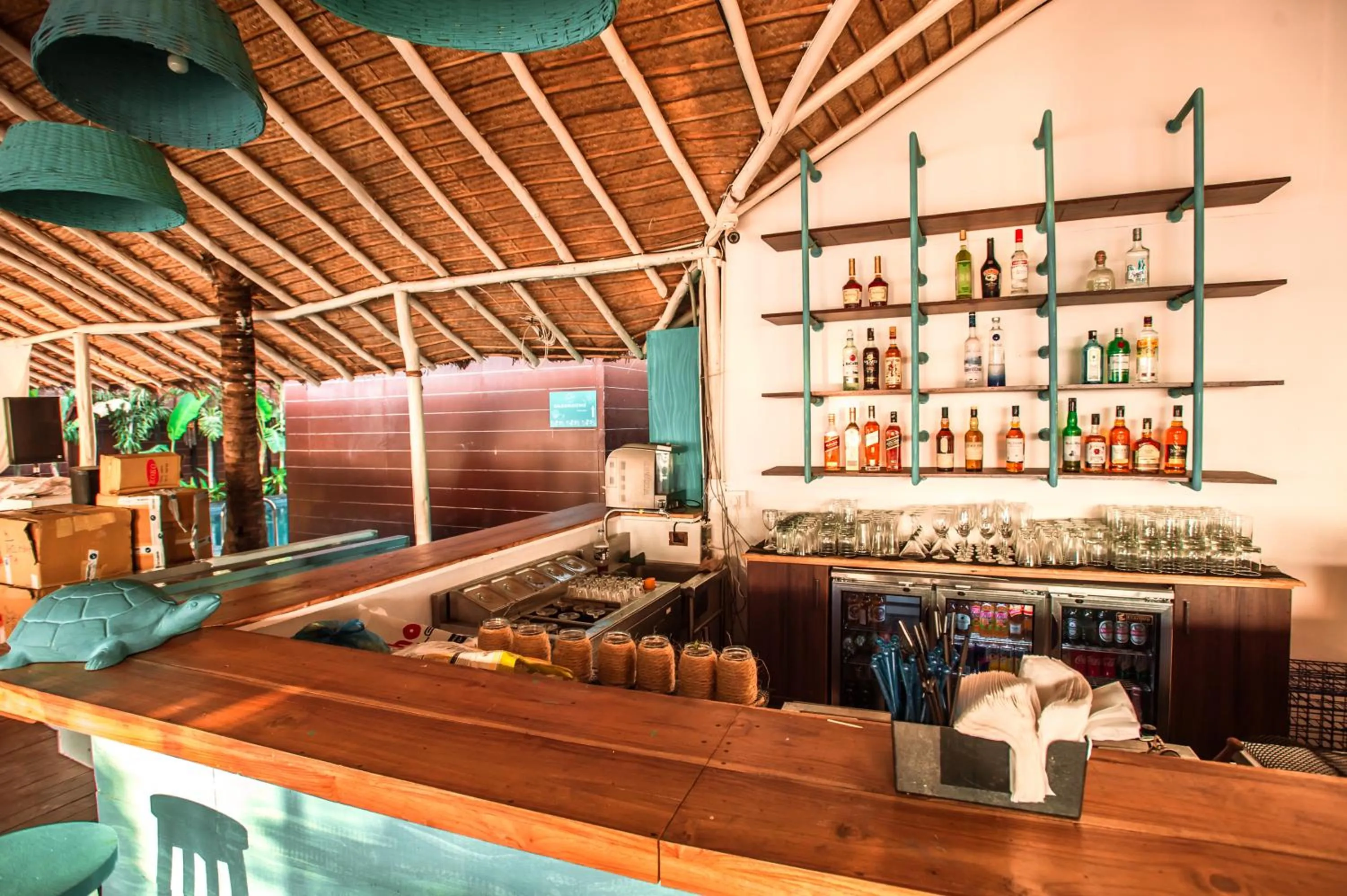 Lounge or bar in SinQ Beach Morjim